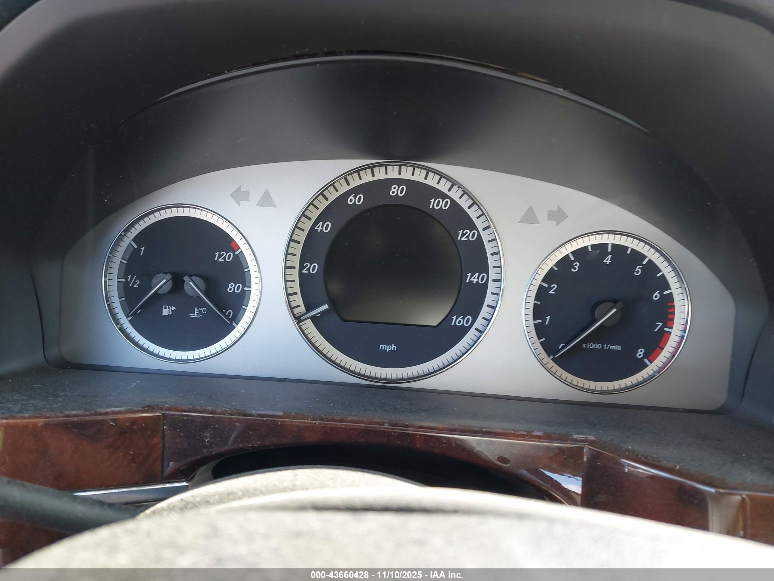 MERCEDES-BENZ GLK image 7