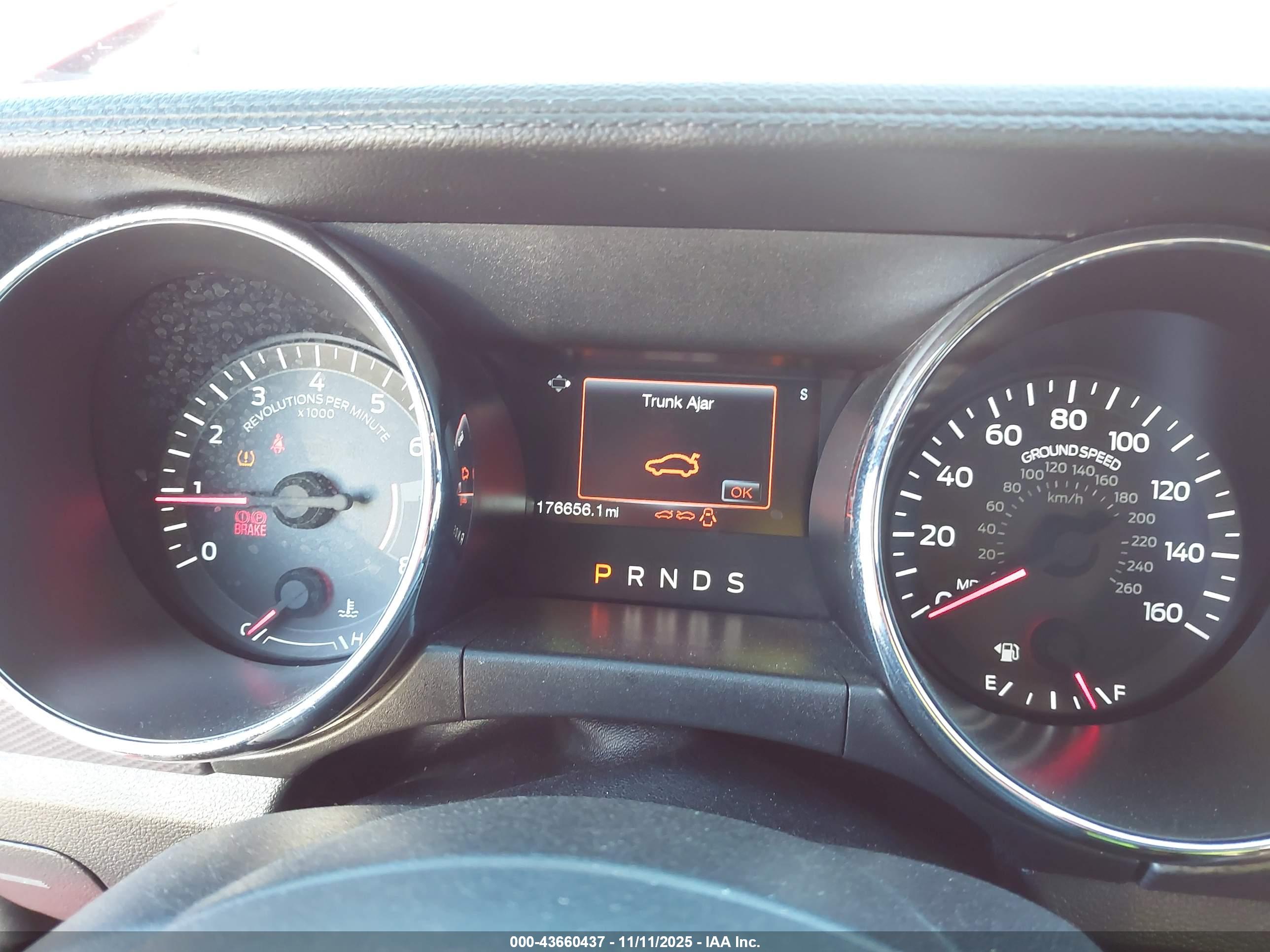 FORD MUSTANG image 7