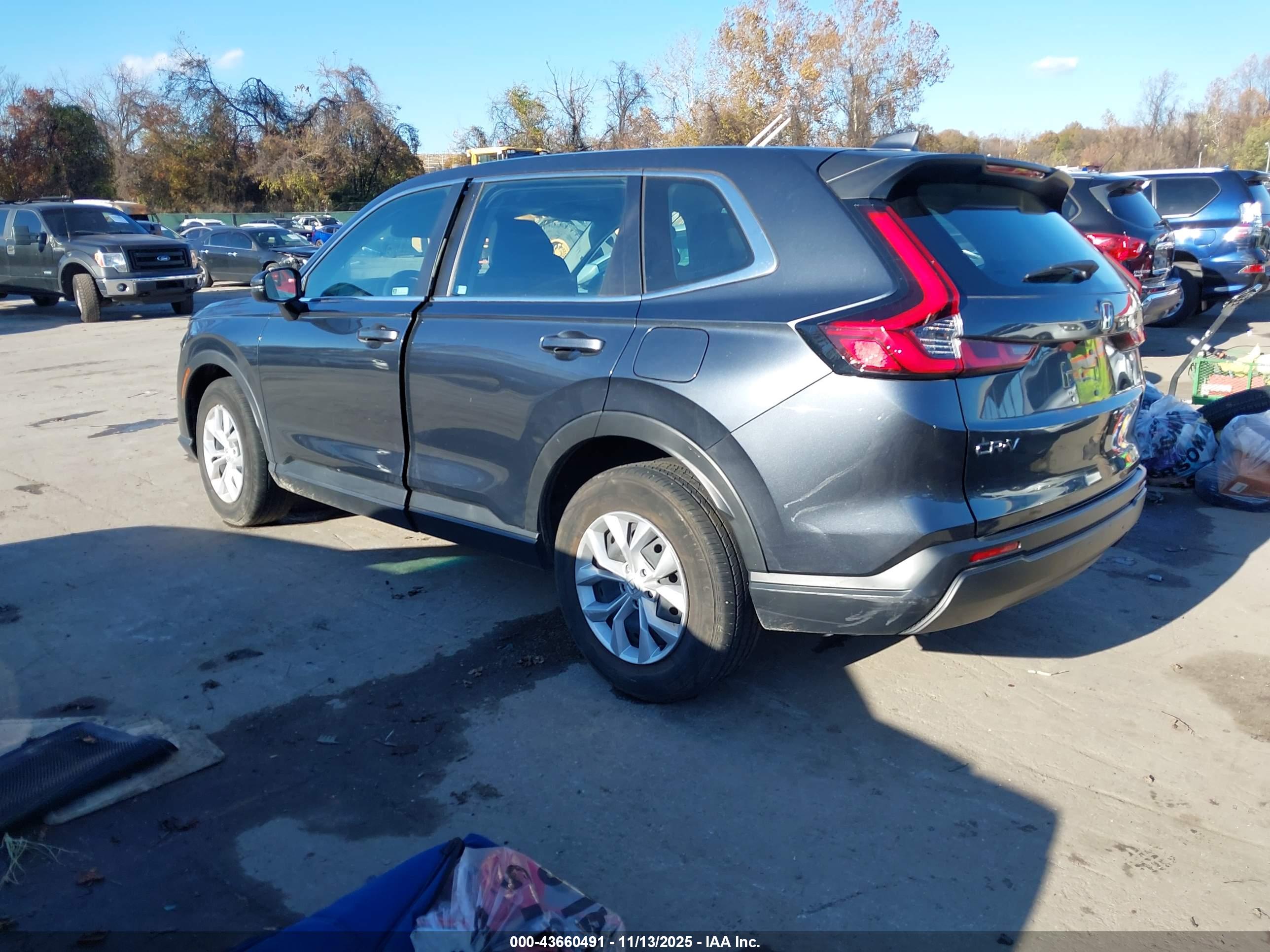 HONDA CR-V image 3
