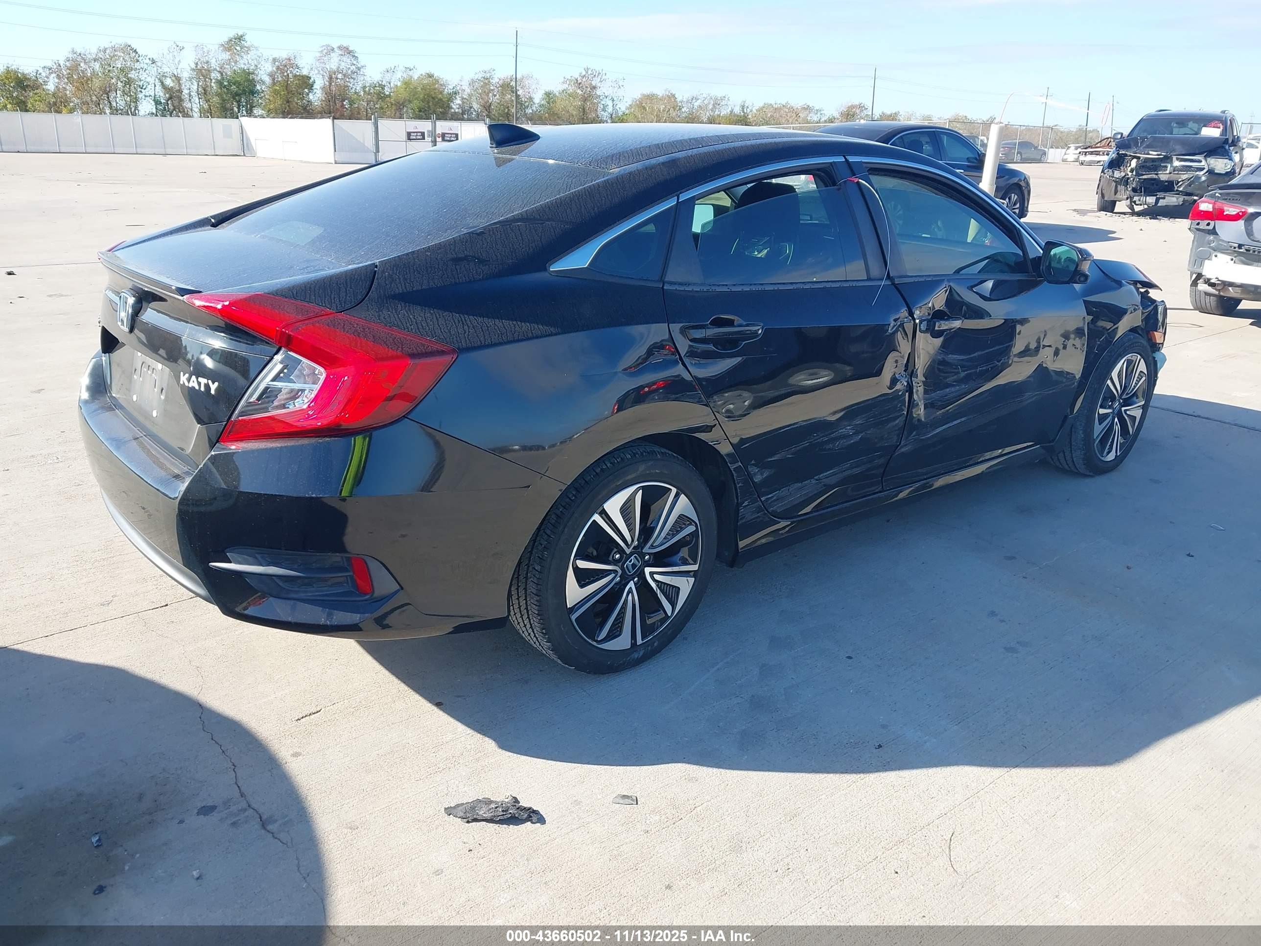 HONDA CIVIC image 4