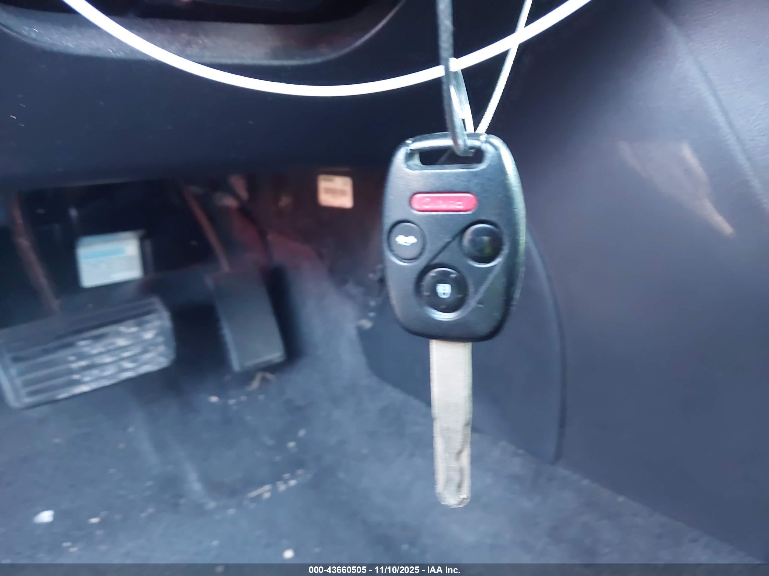 HONDA ACCORD image 11