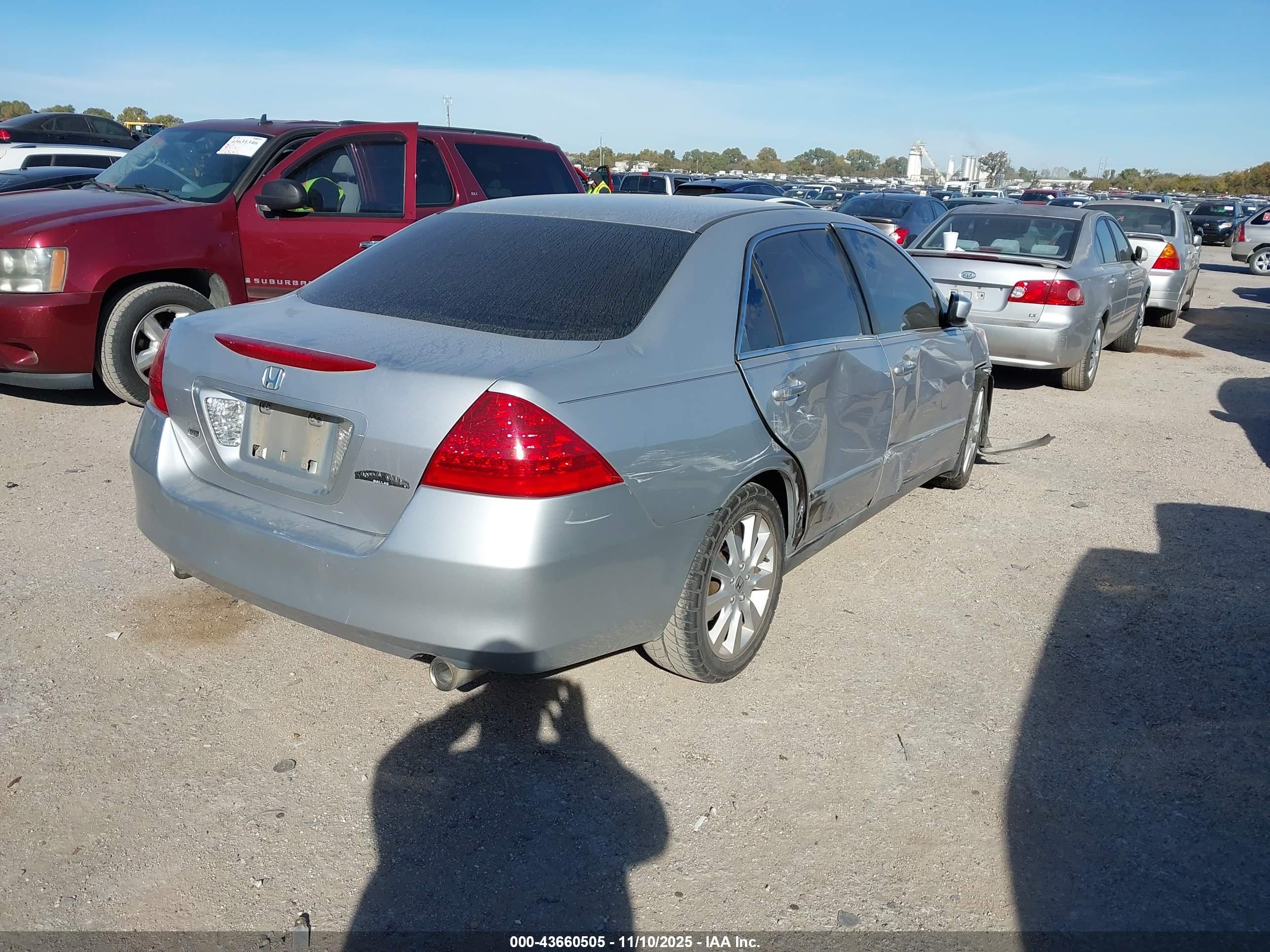 HONDA ACCORD image 4