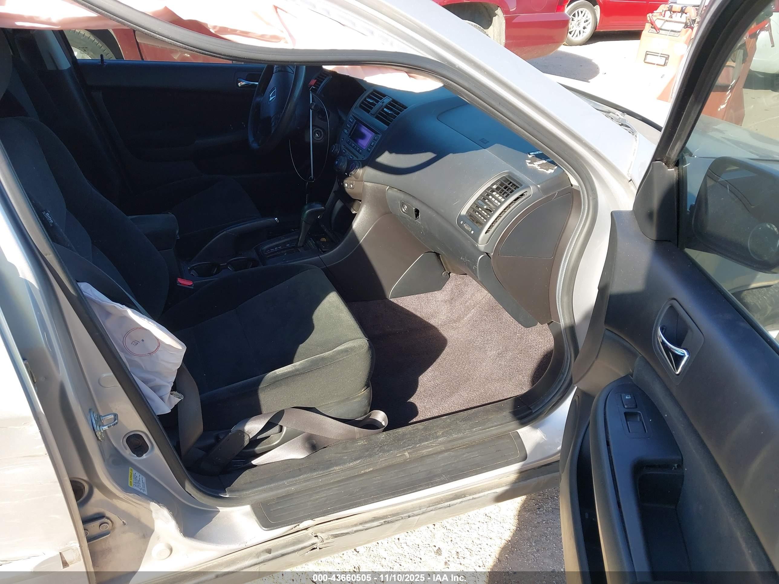 HONDA ACCORD image 5