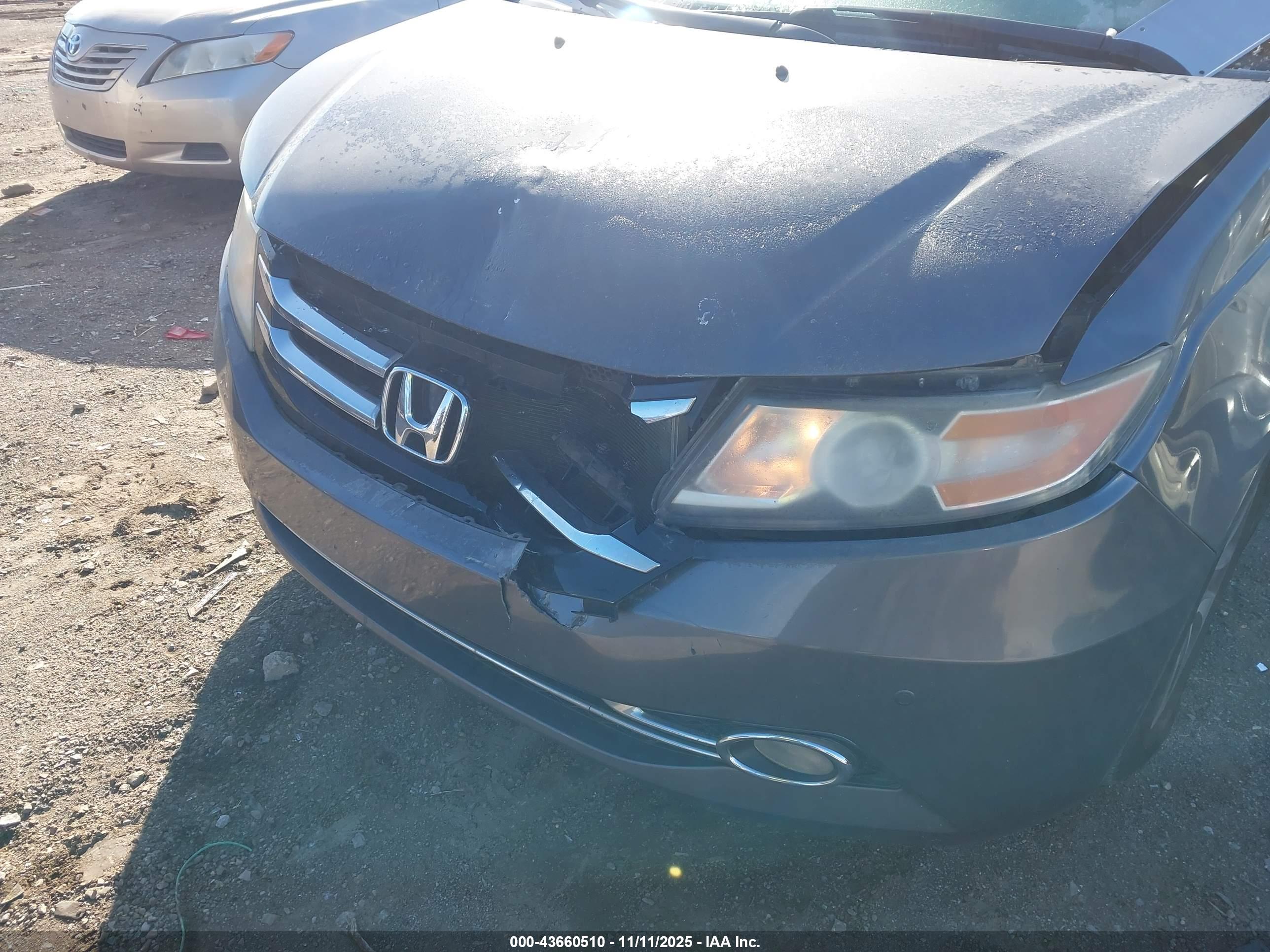 HONDA ODYSSEY image 6
