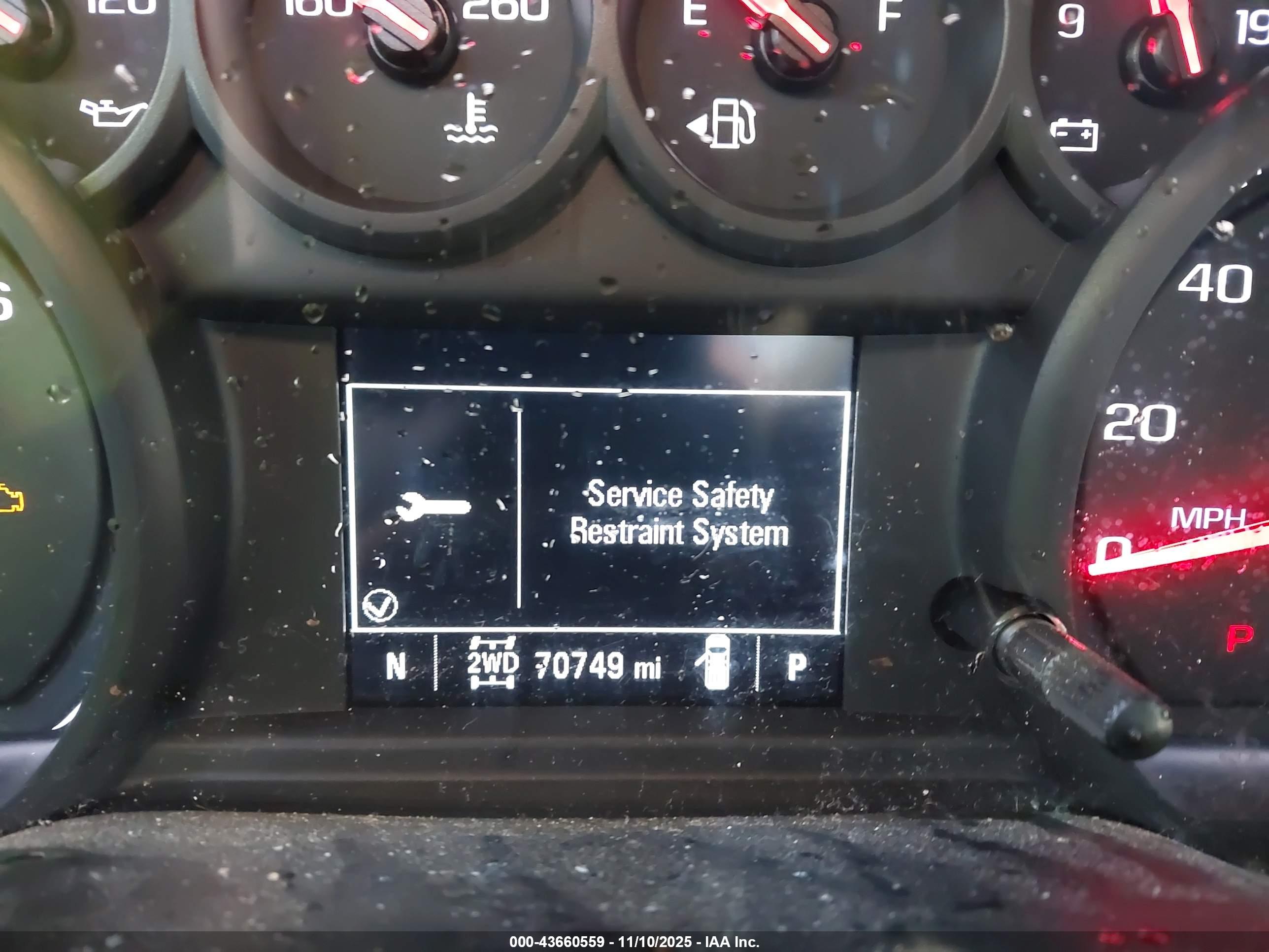 CHEVROLET SILVERADO image 7