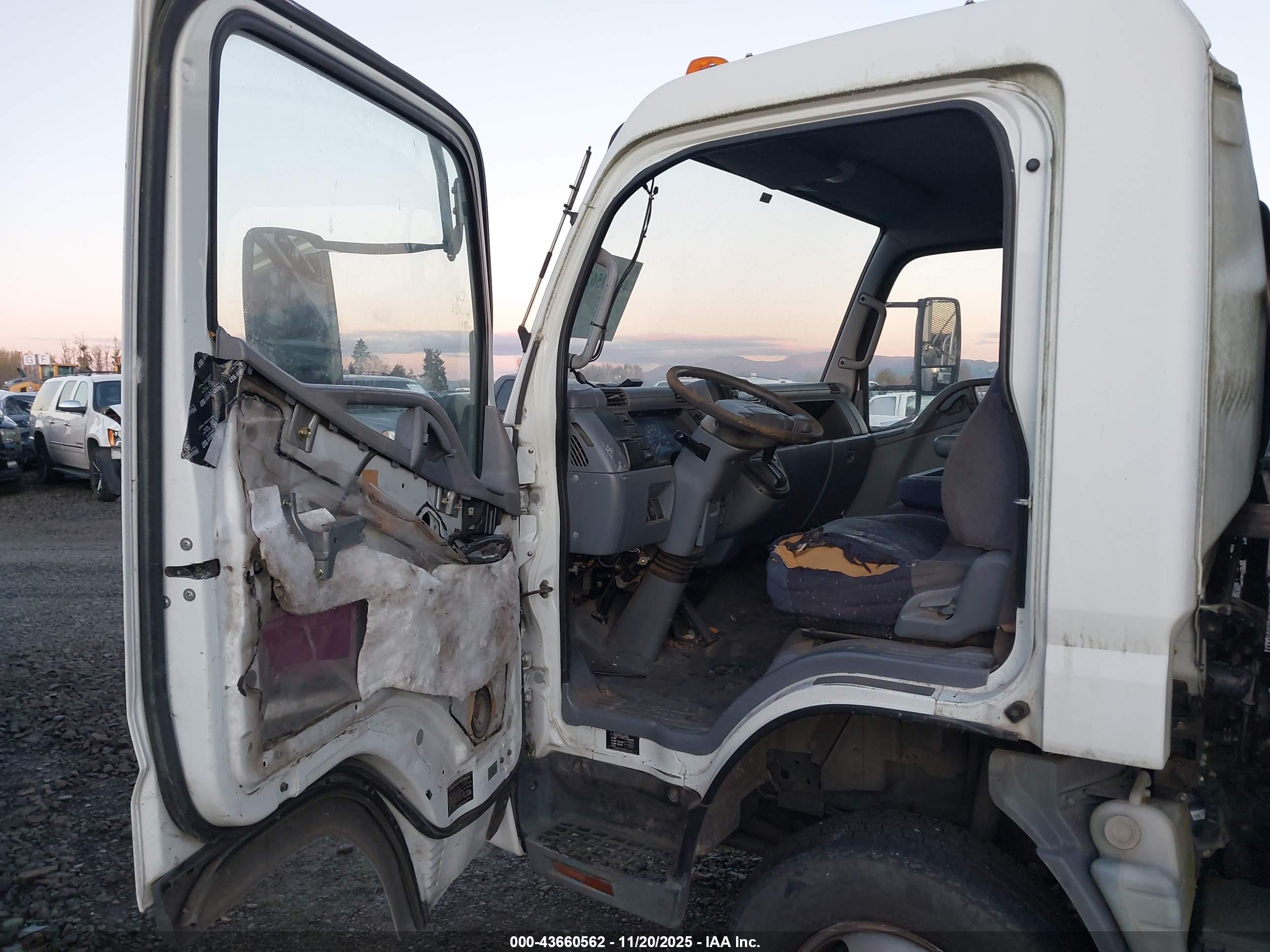 STERLING TRUCK image 7