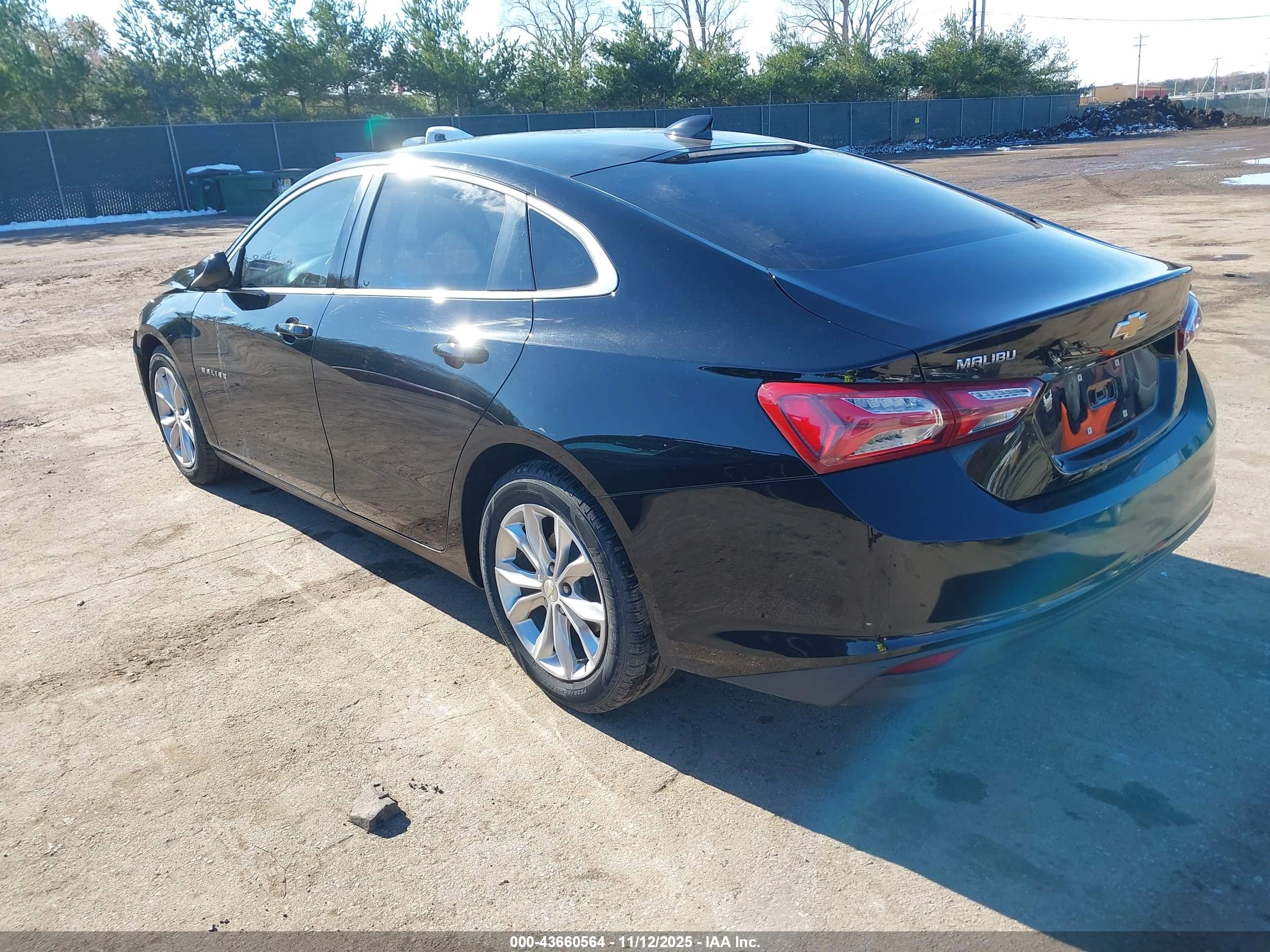 CHEVROLET MALIBU image 3