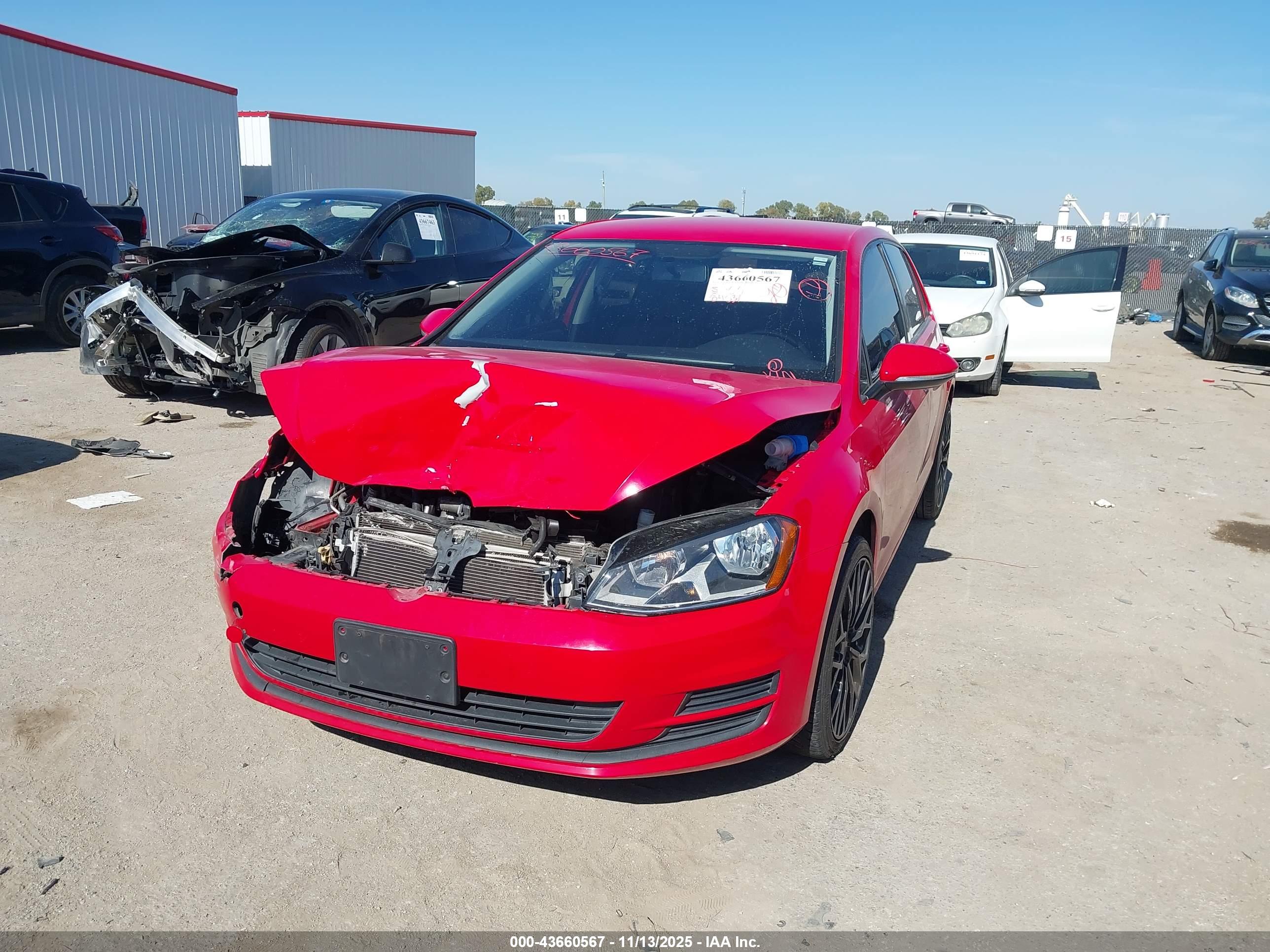 VOLKSWAGEN GOLF image 2