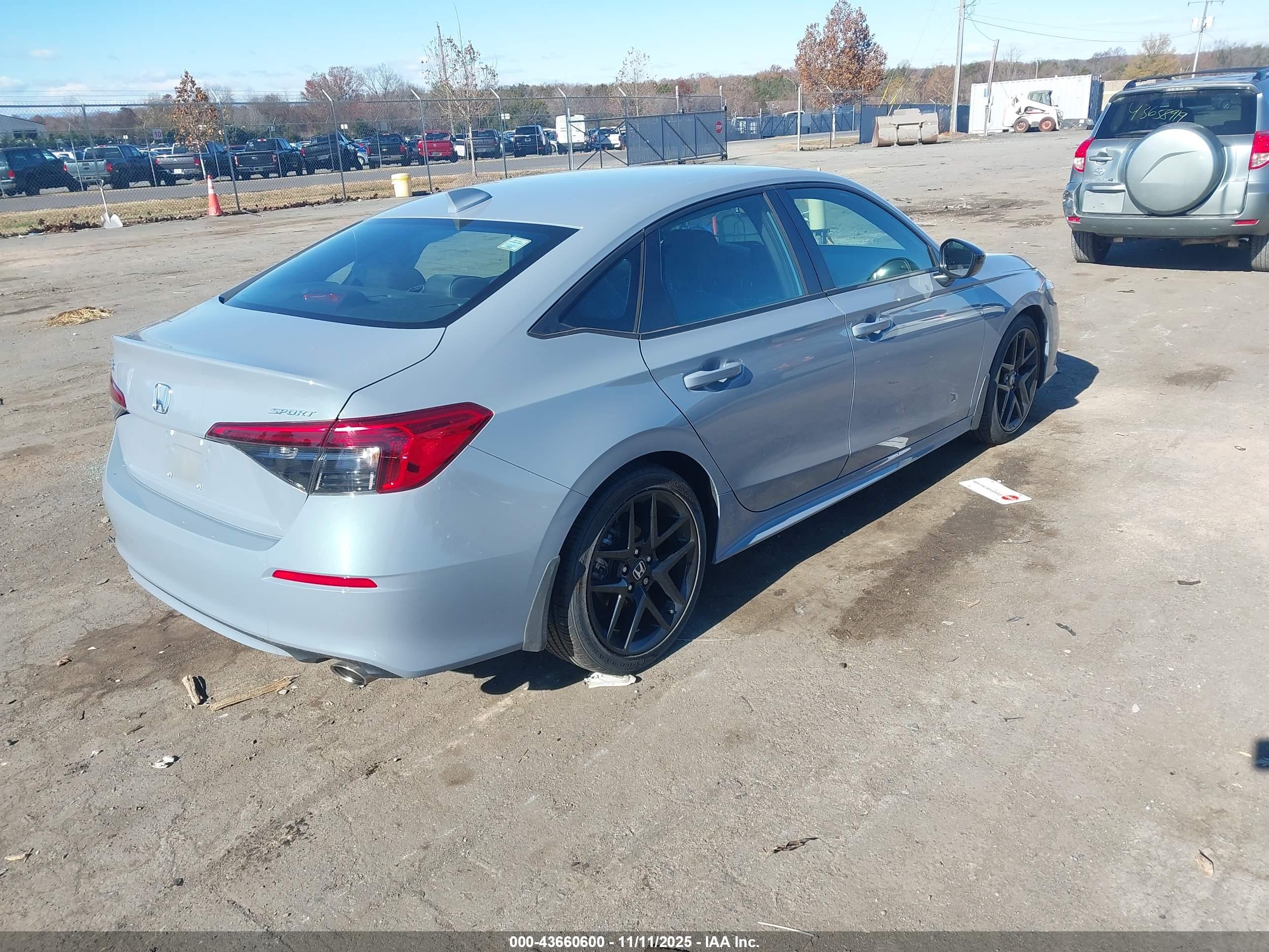 HONDA CIVIC image 4