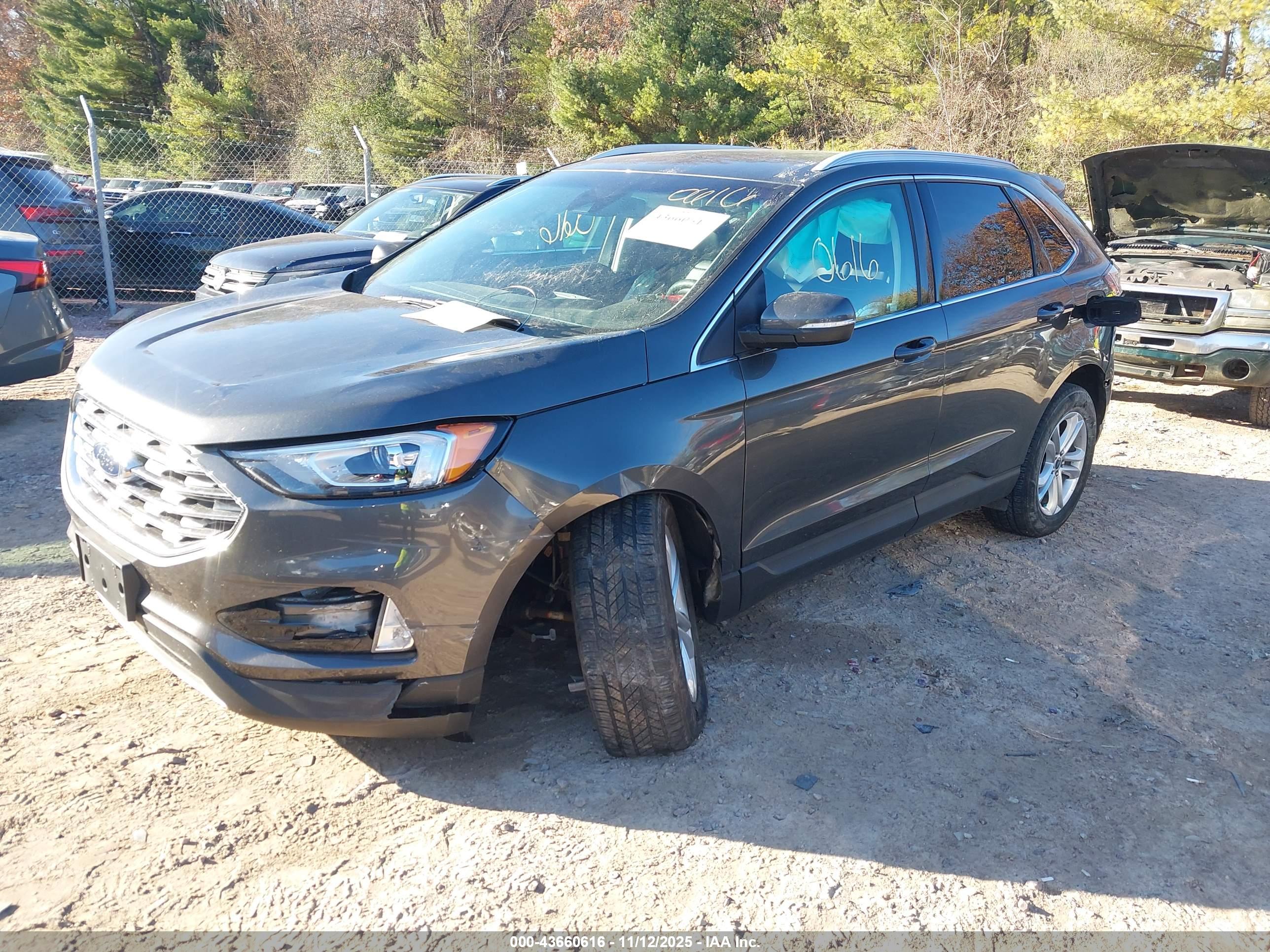 FORD EDGE image 2