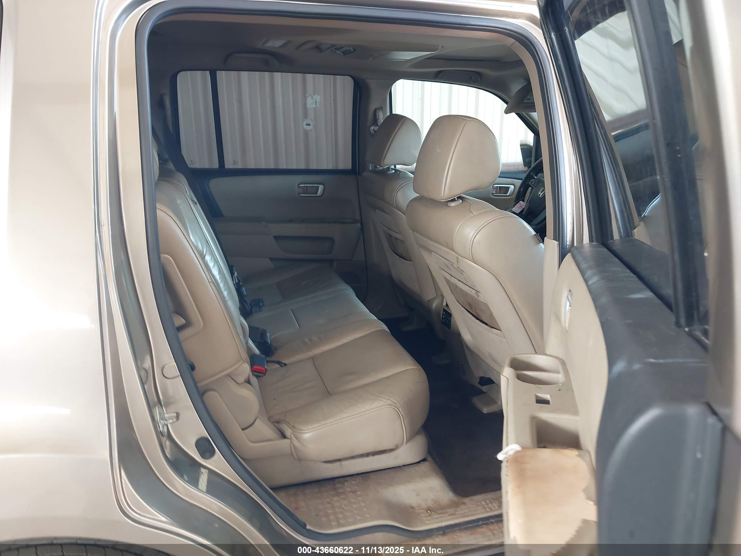 HONDA PILOT image 8