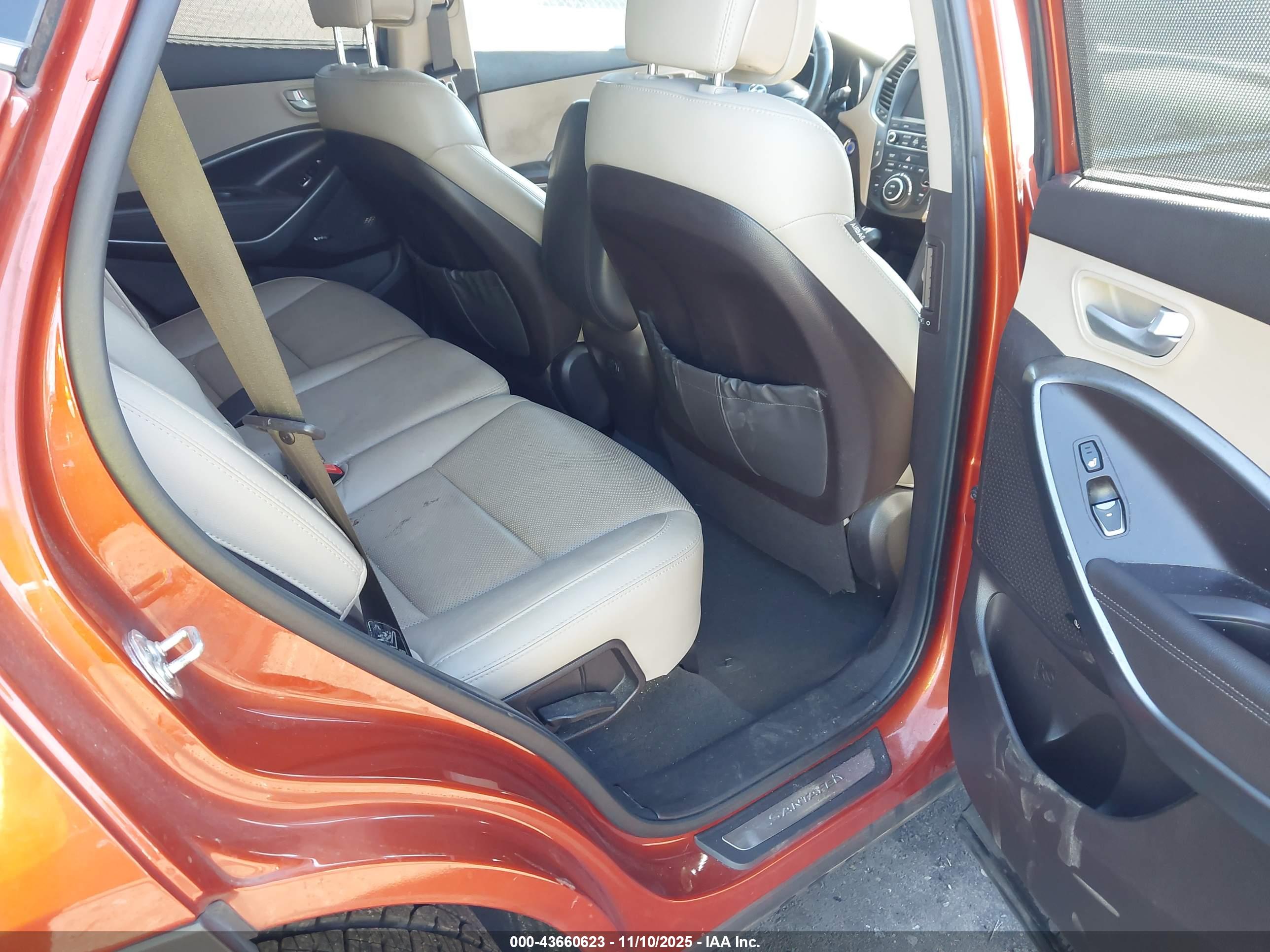 HYUNDAI SANTA image 8
