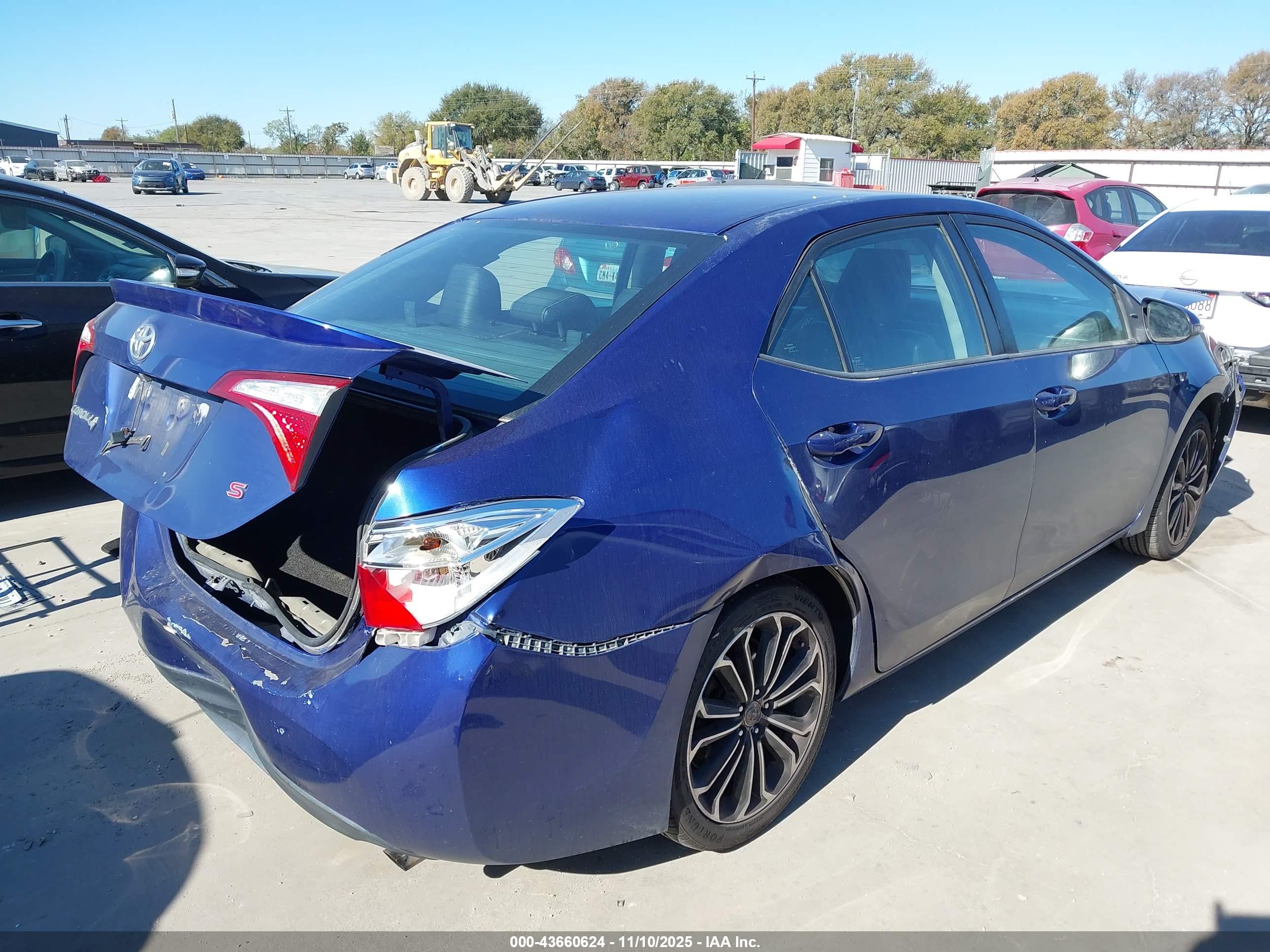 TOYOTA COROLLA image 4