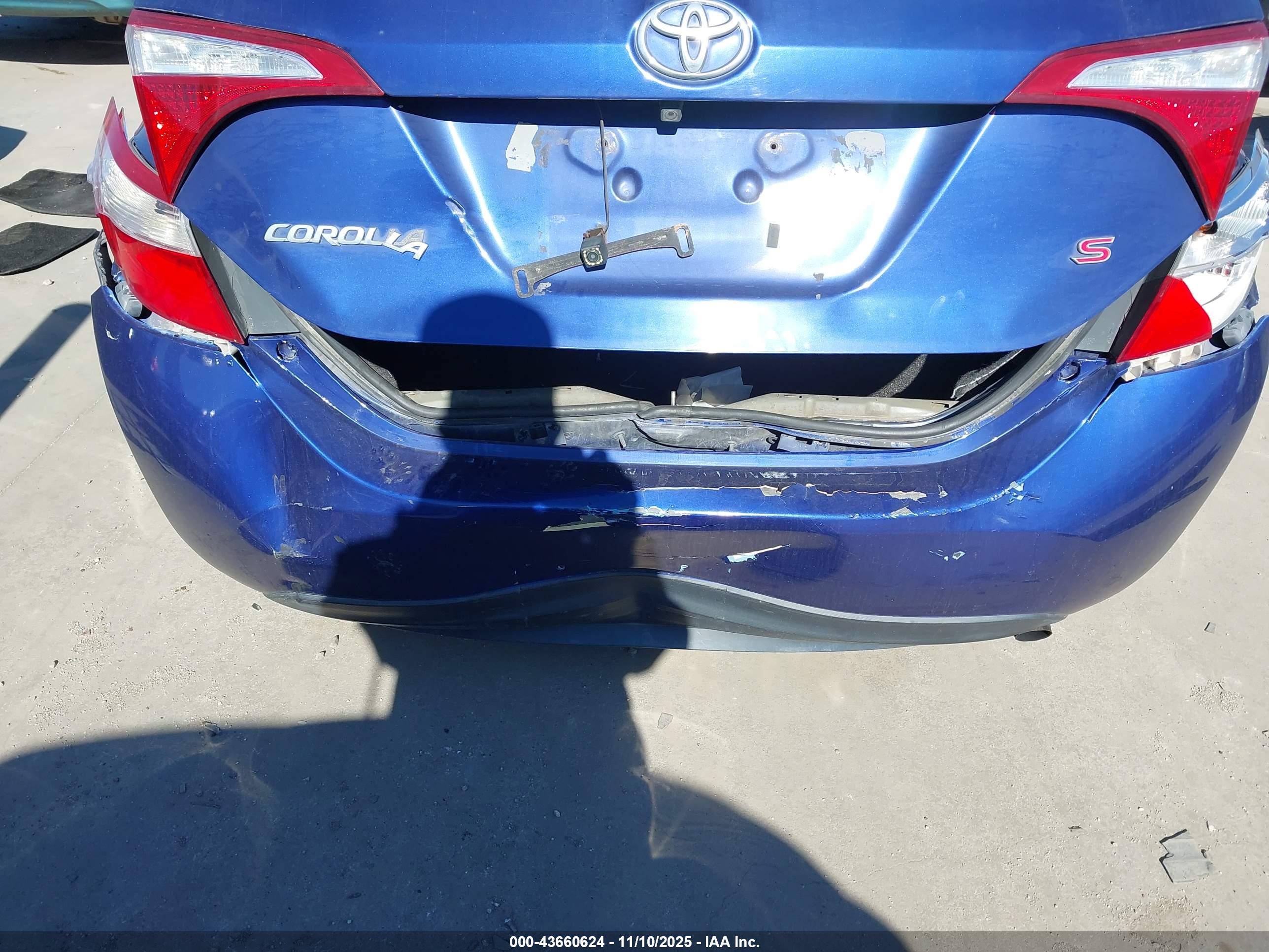 TOYOTA COROLLA image 6