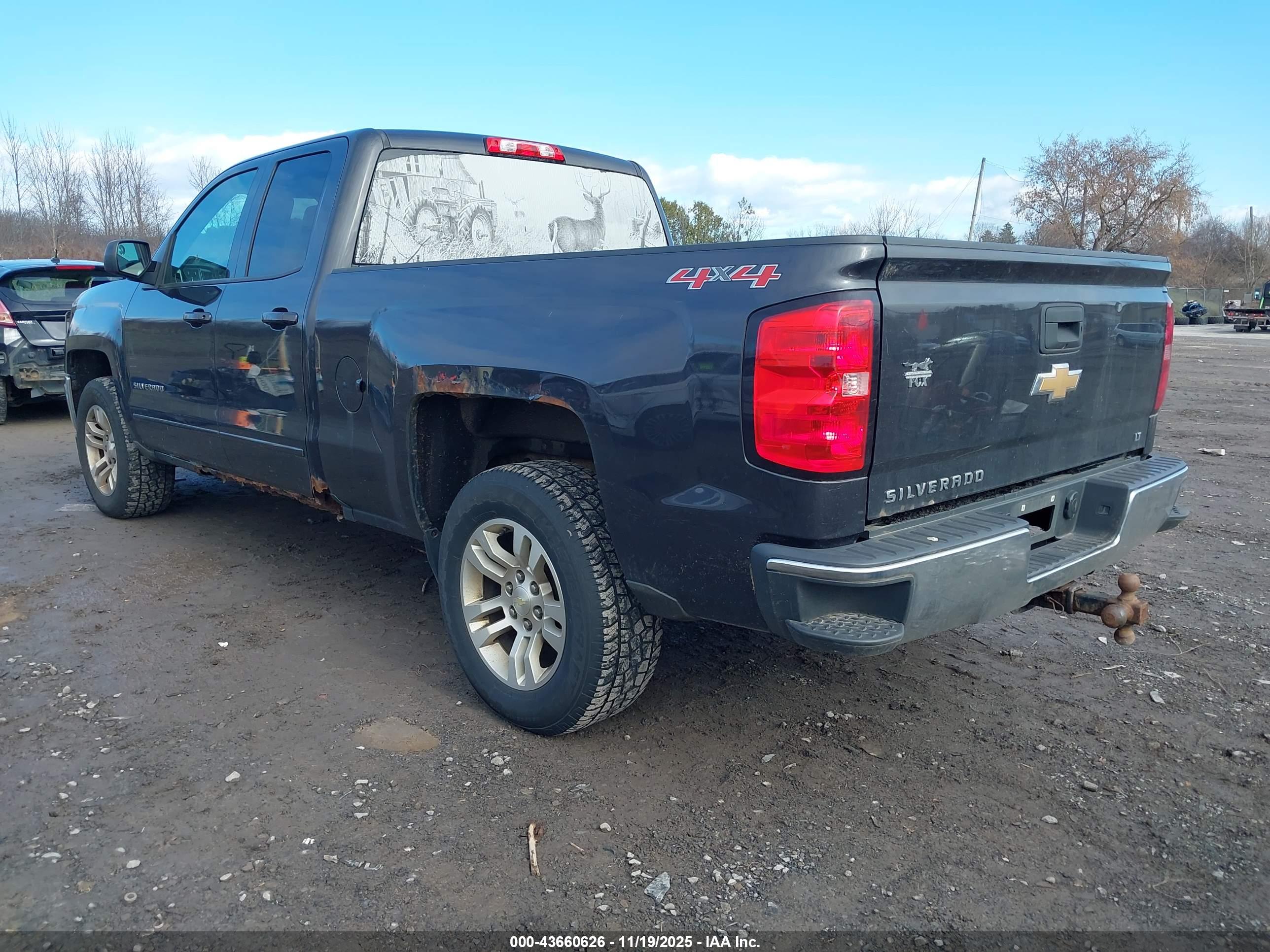 CHEVROLET SILVERADO image 3