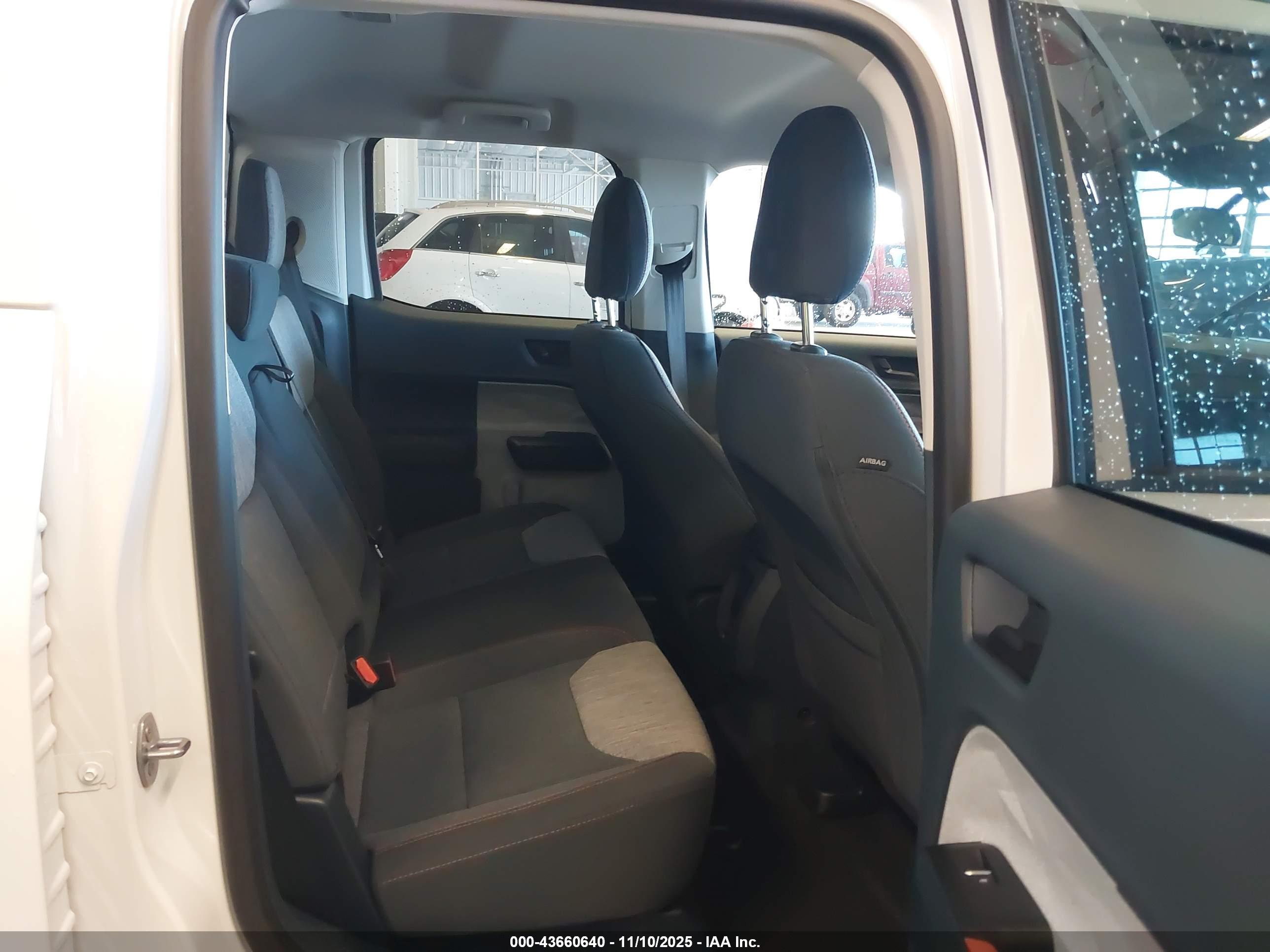FORD MAVERICK image 8