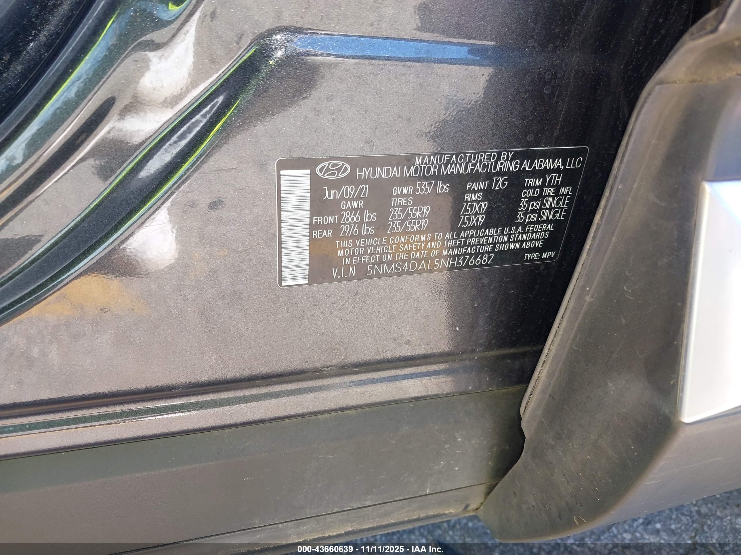 HYUNDAI SANTA image 9
