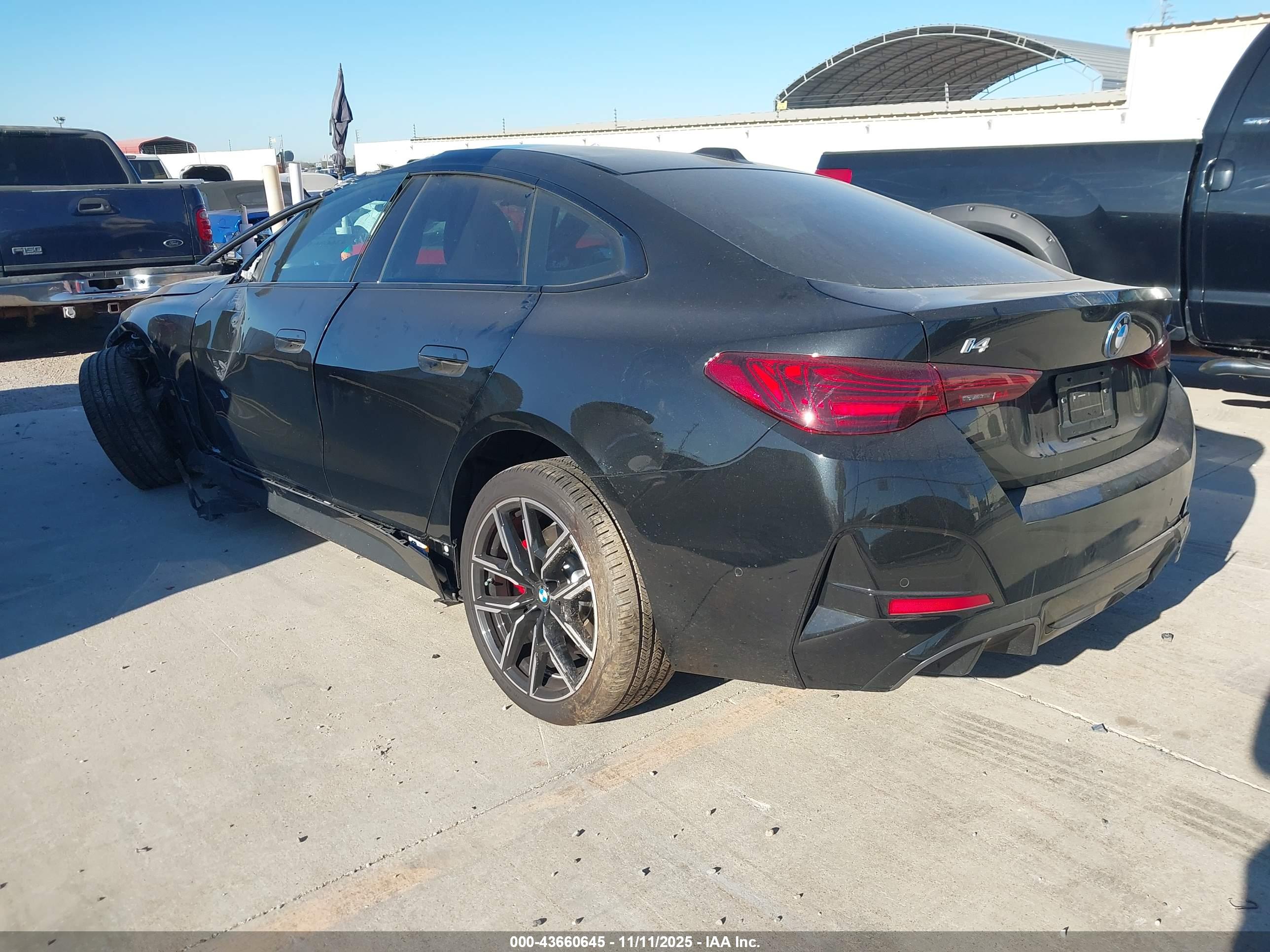 BMW I4 image 3