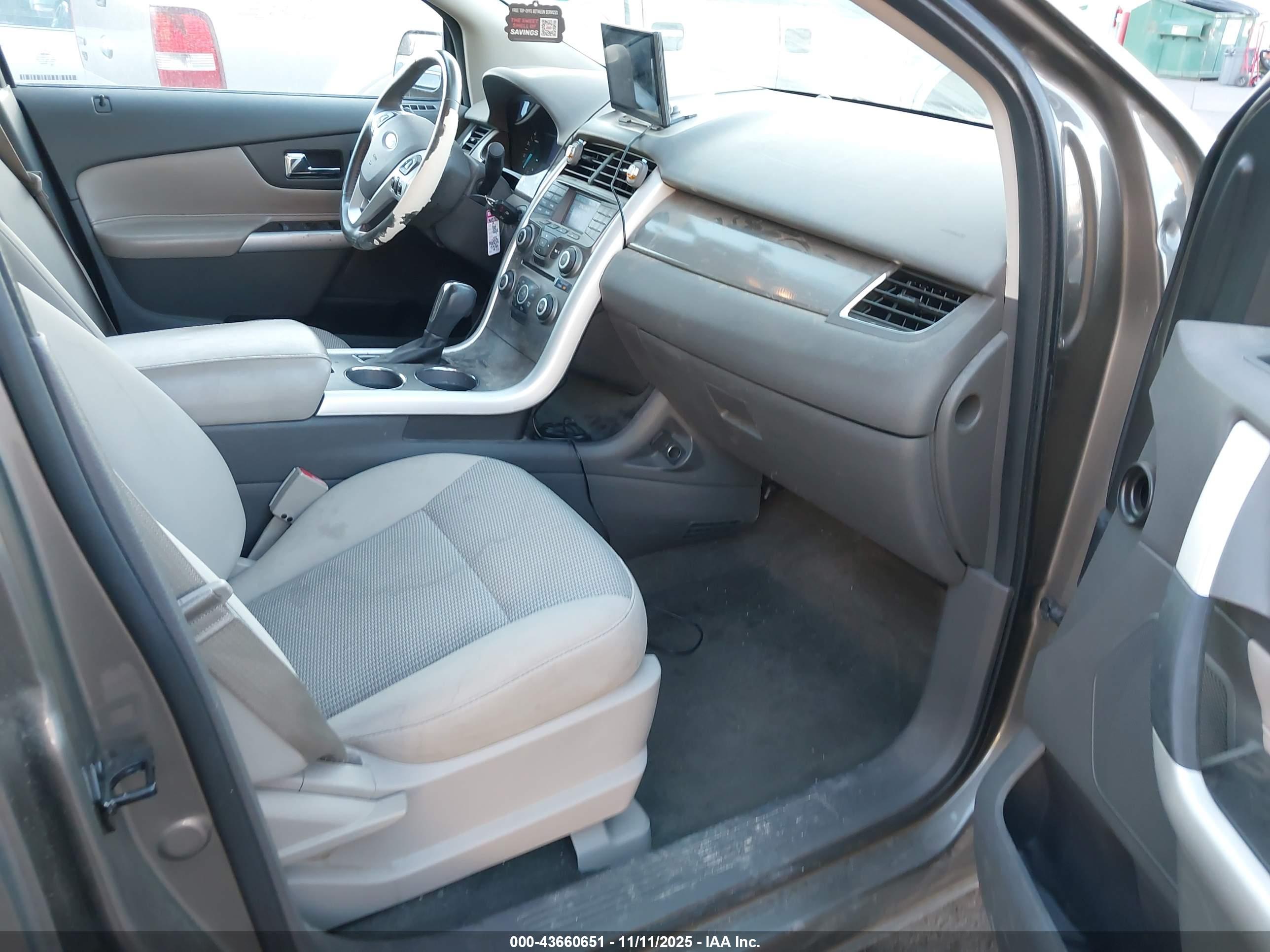 FORD EDGE image 5