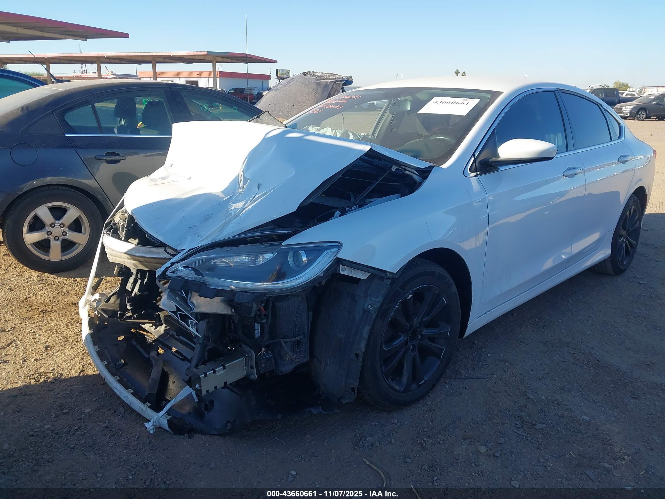 CHRYSLER 200 image 2
