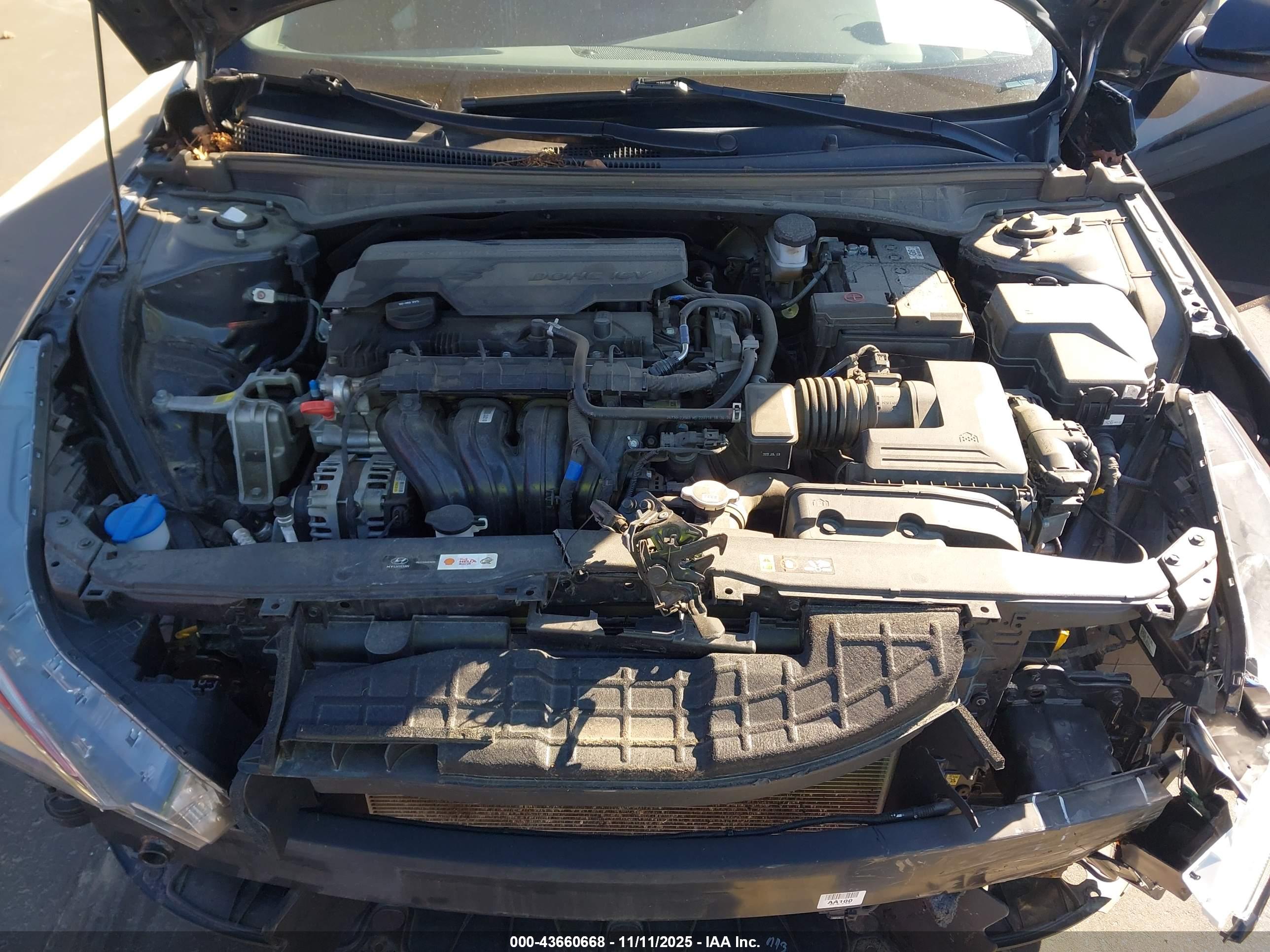 HYUNDAI ELANTRA image 10