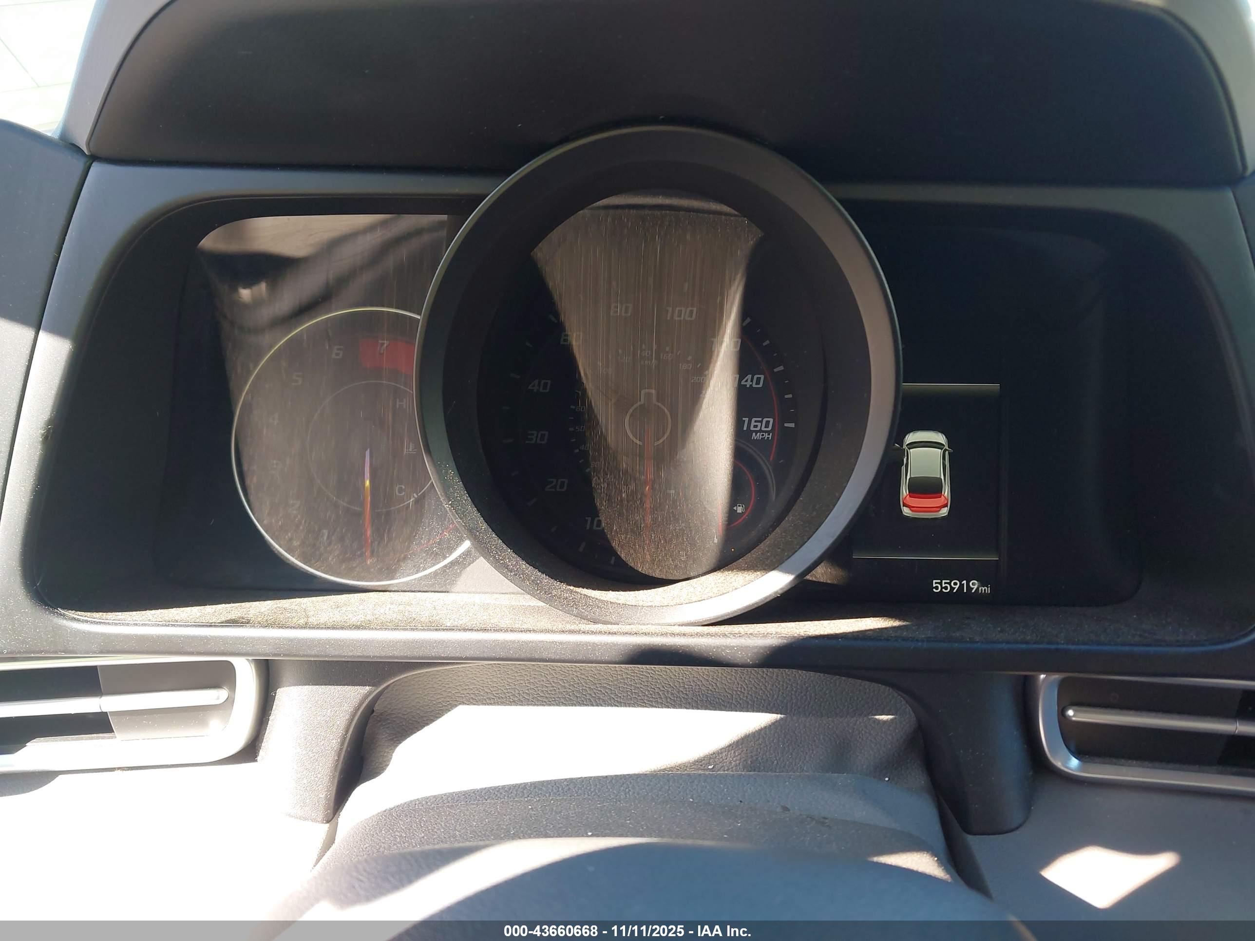 HYUNDAI ELANTRA image 7
