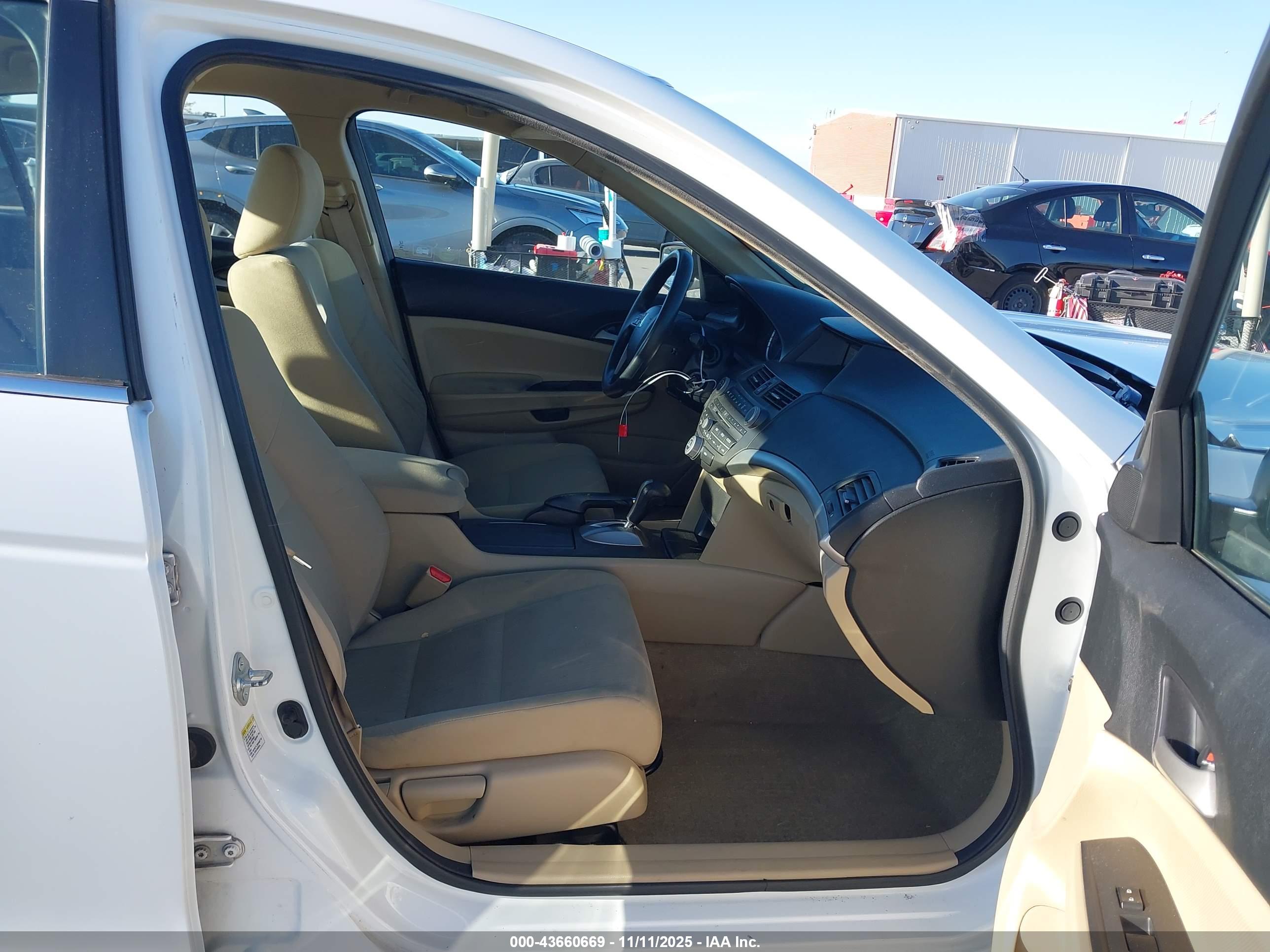 HONDA ACCORD image 5