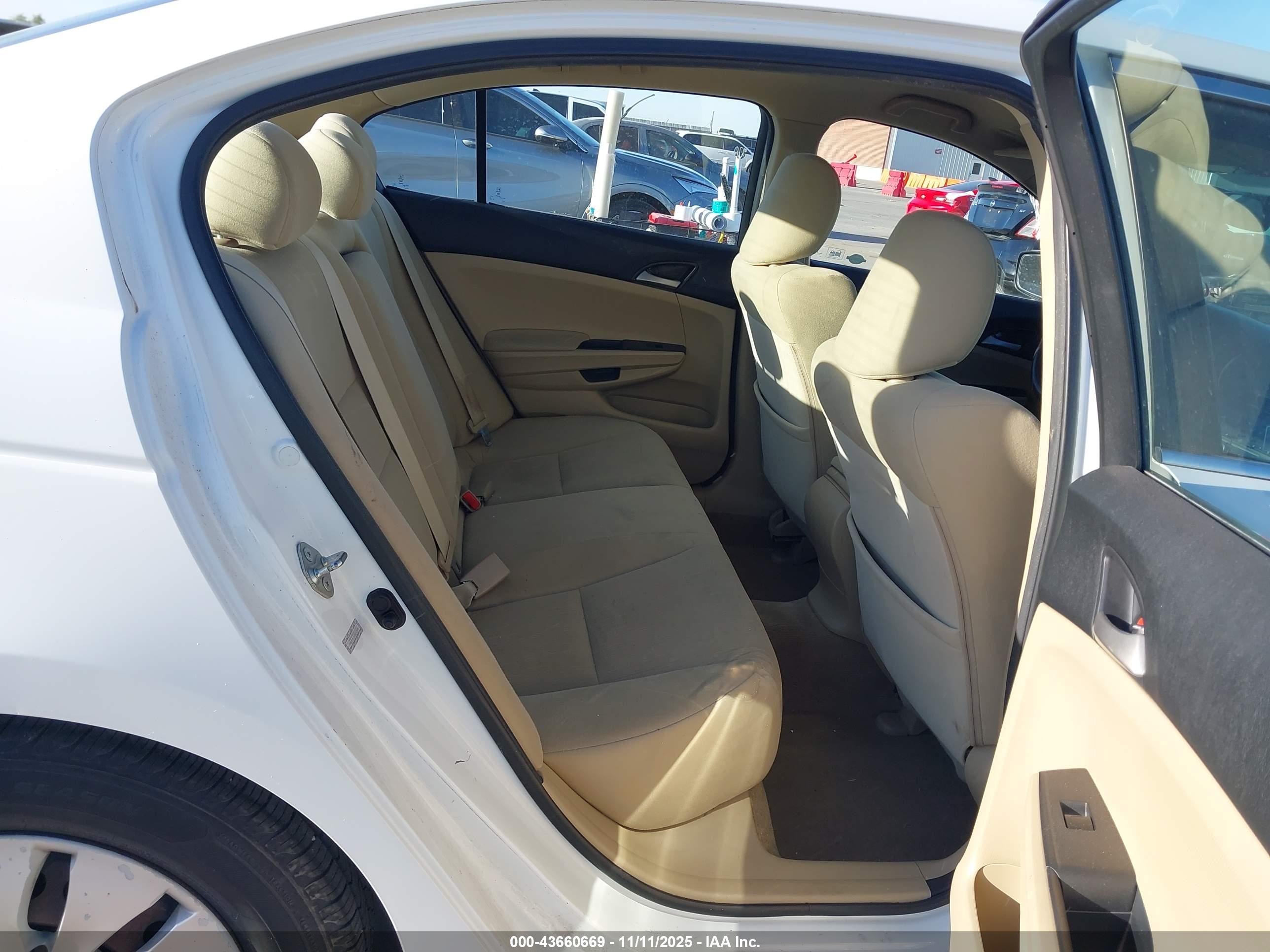 HONDA ACCORD image 8
