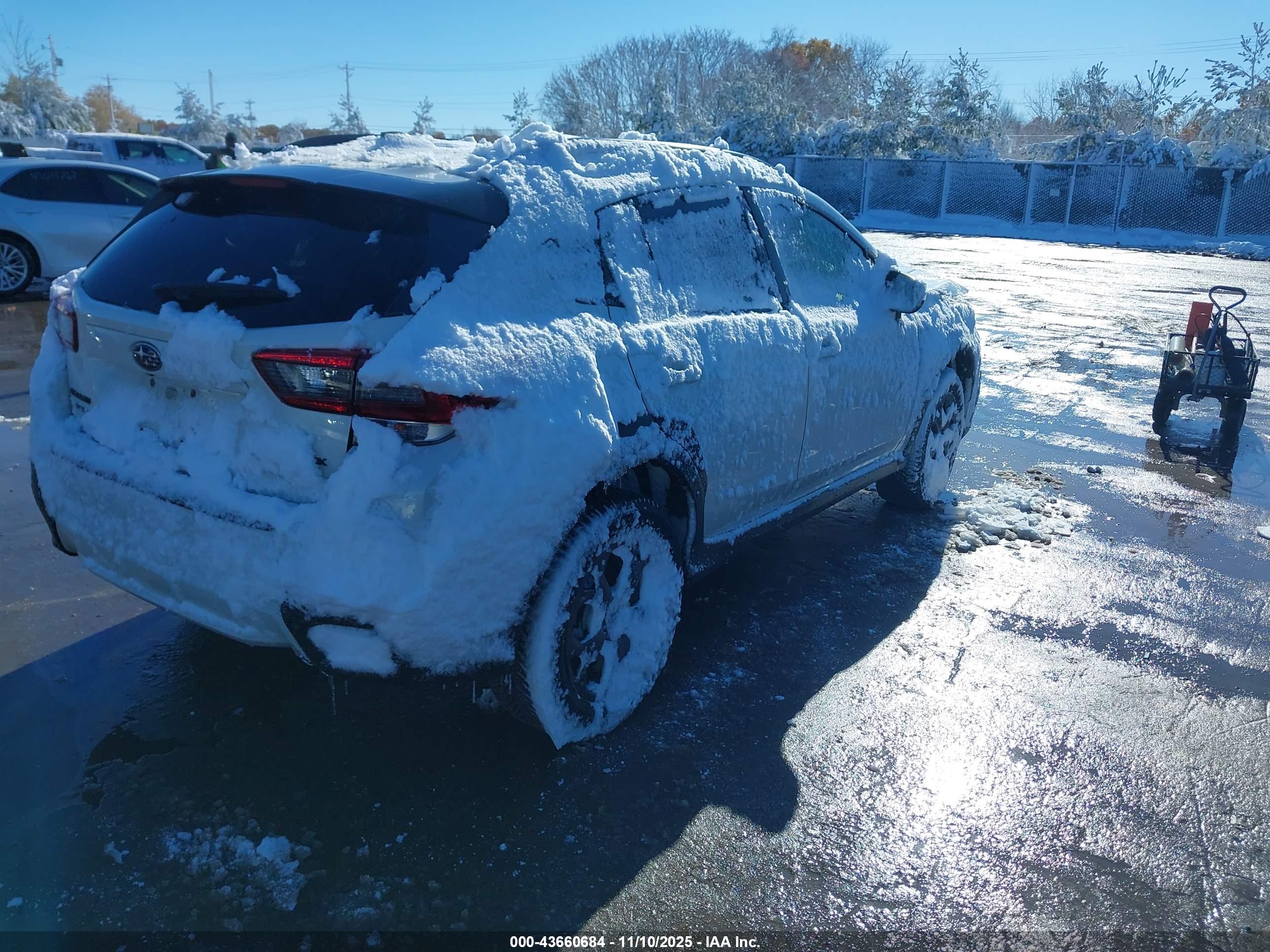 SUBARU CROSSTREK image 4