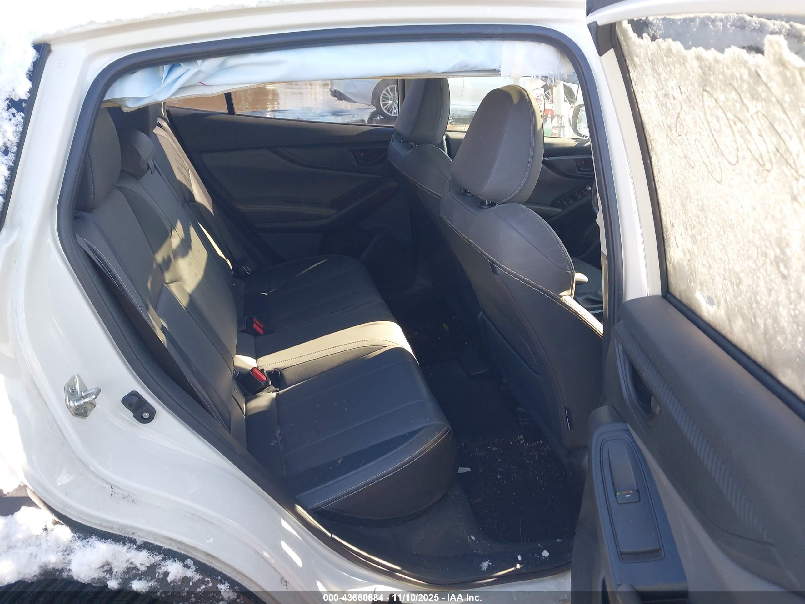 SUBARU CROSSTREK image 8