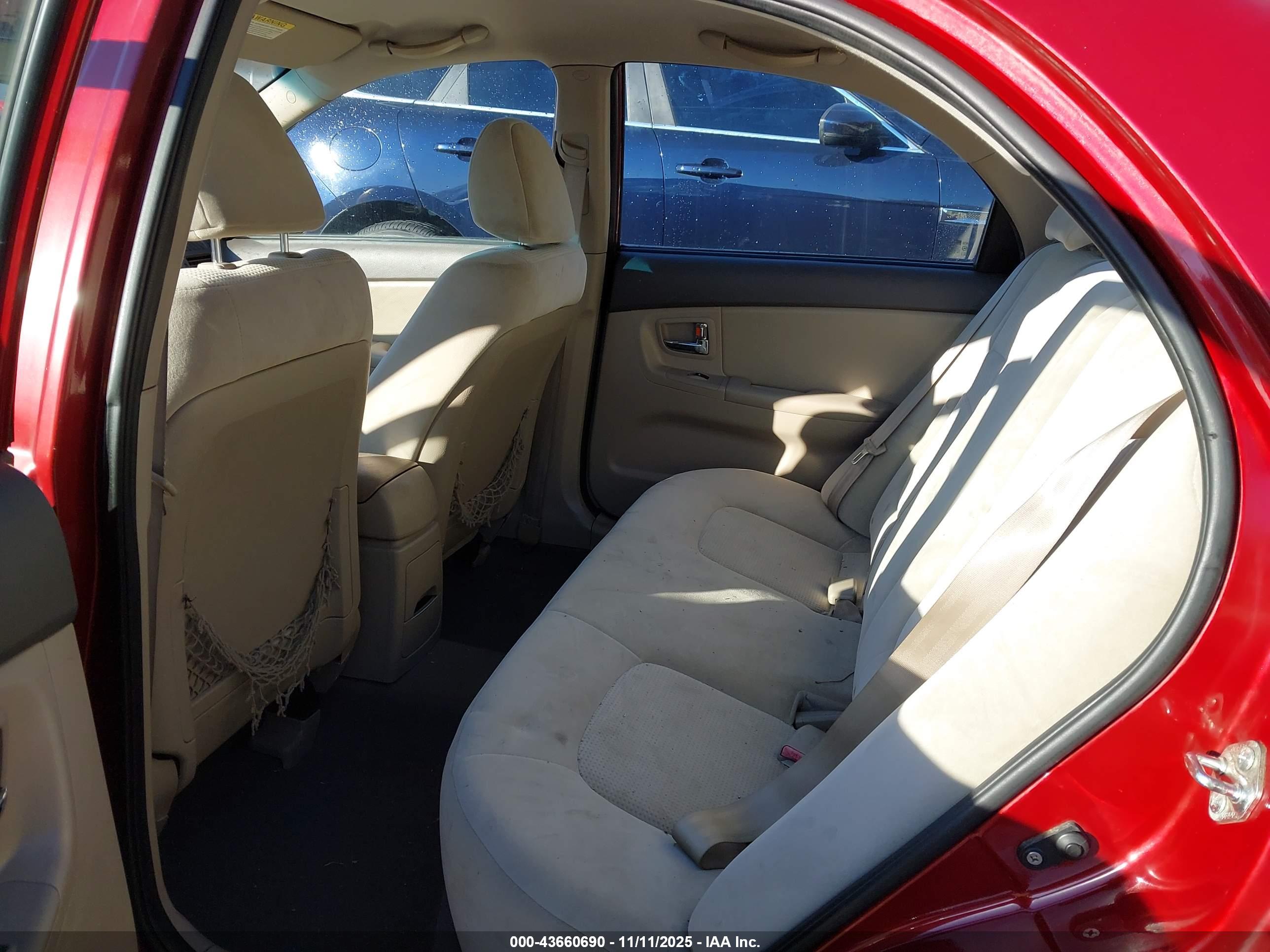 KIA SPECTRA image 8