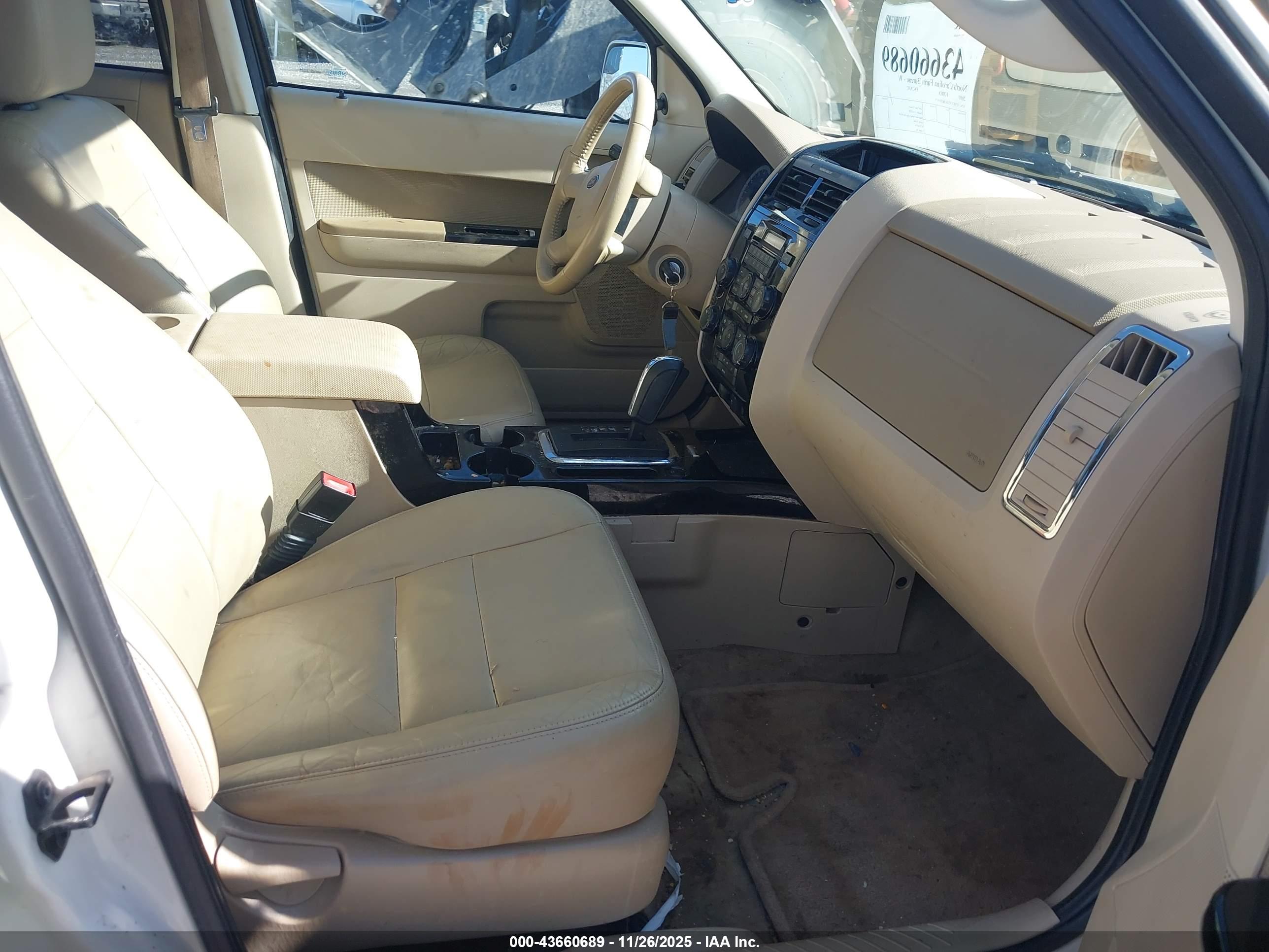 FORD ESCAPE image 5