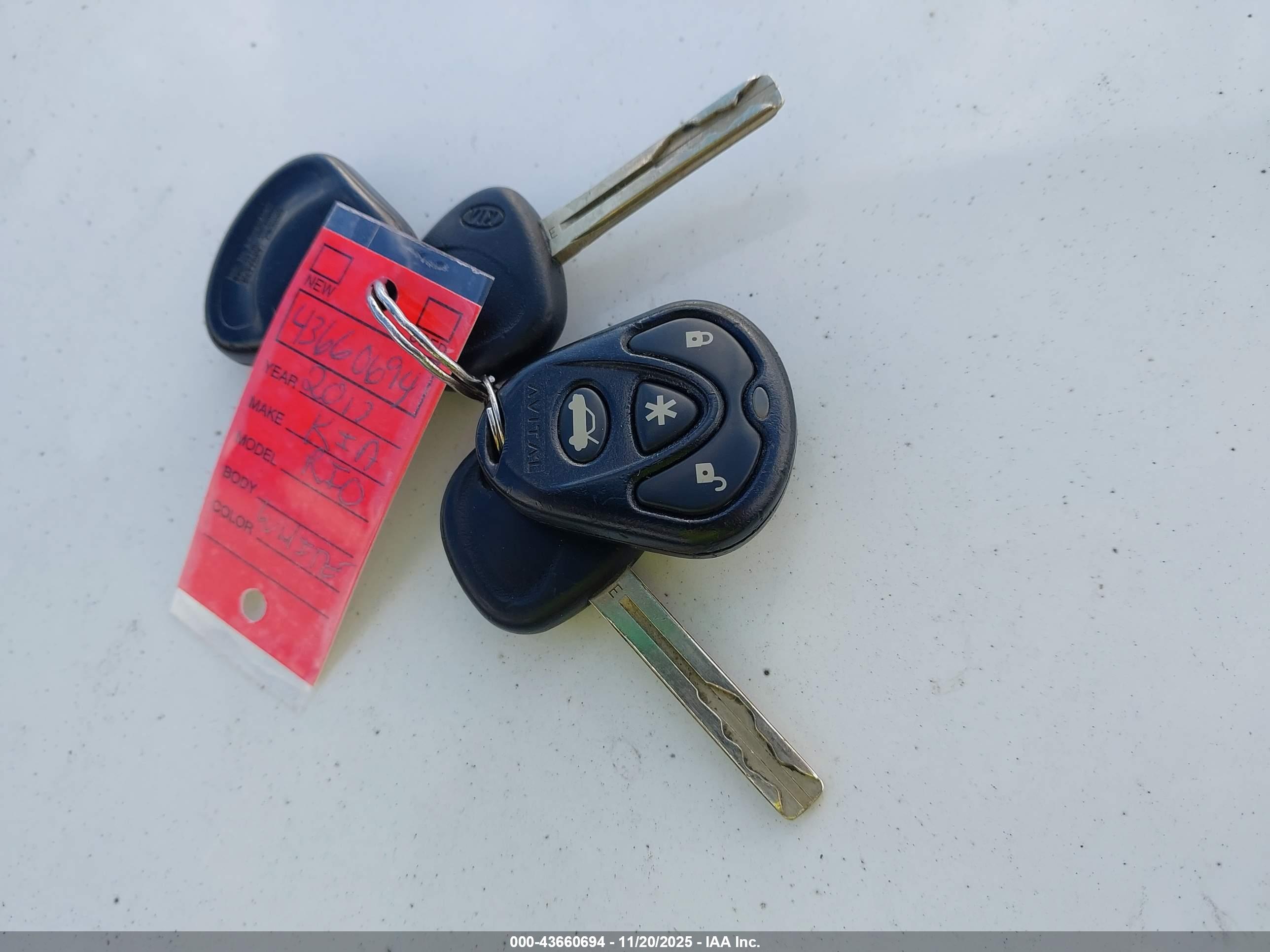 KIA RIO image 11