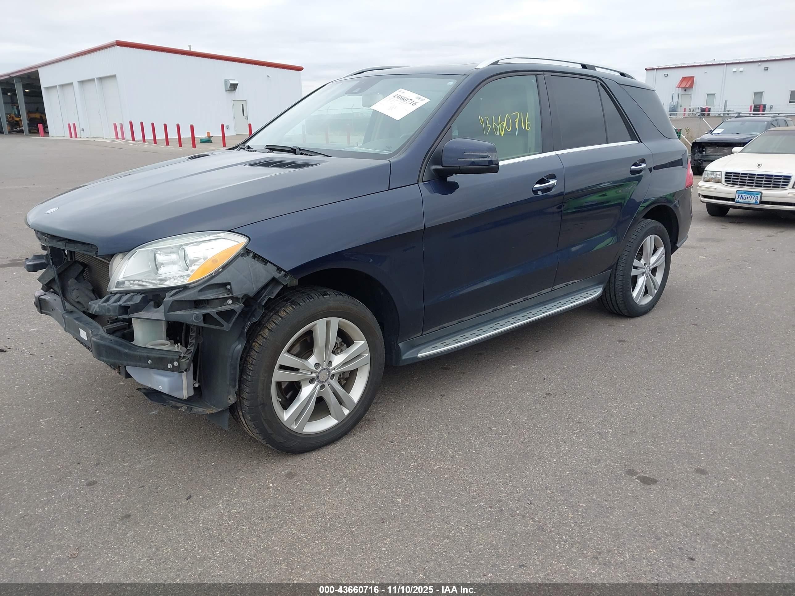 MERCEDES-BENZ ML image 2