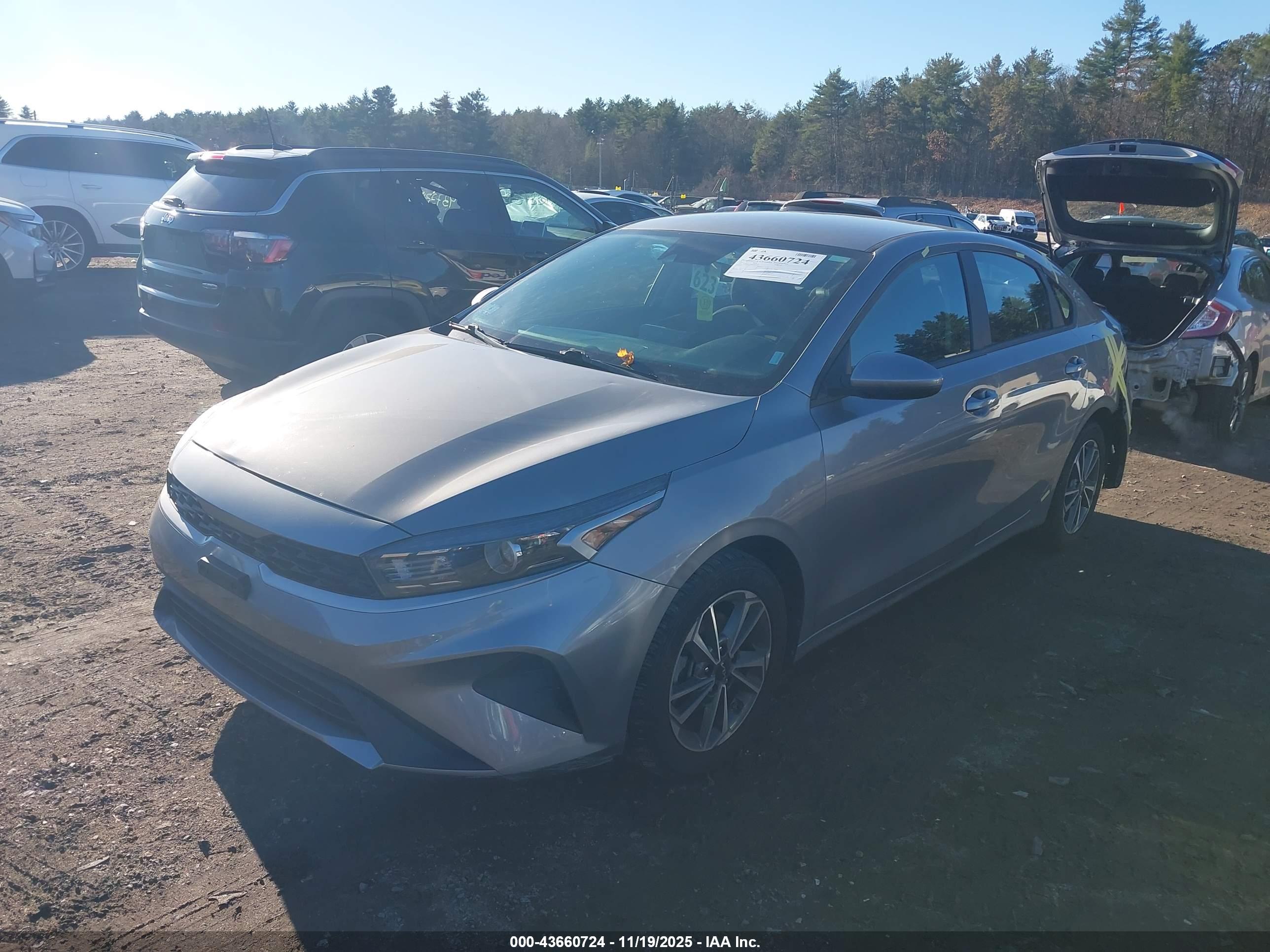 KIA FORTE image 2