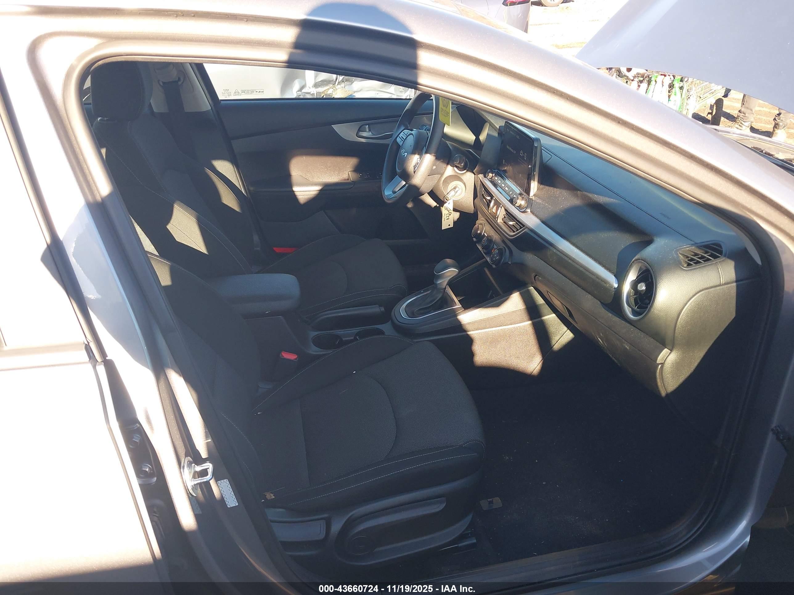 KIA FORTE image 5