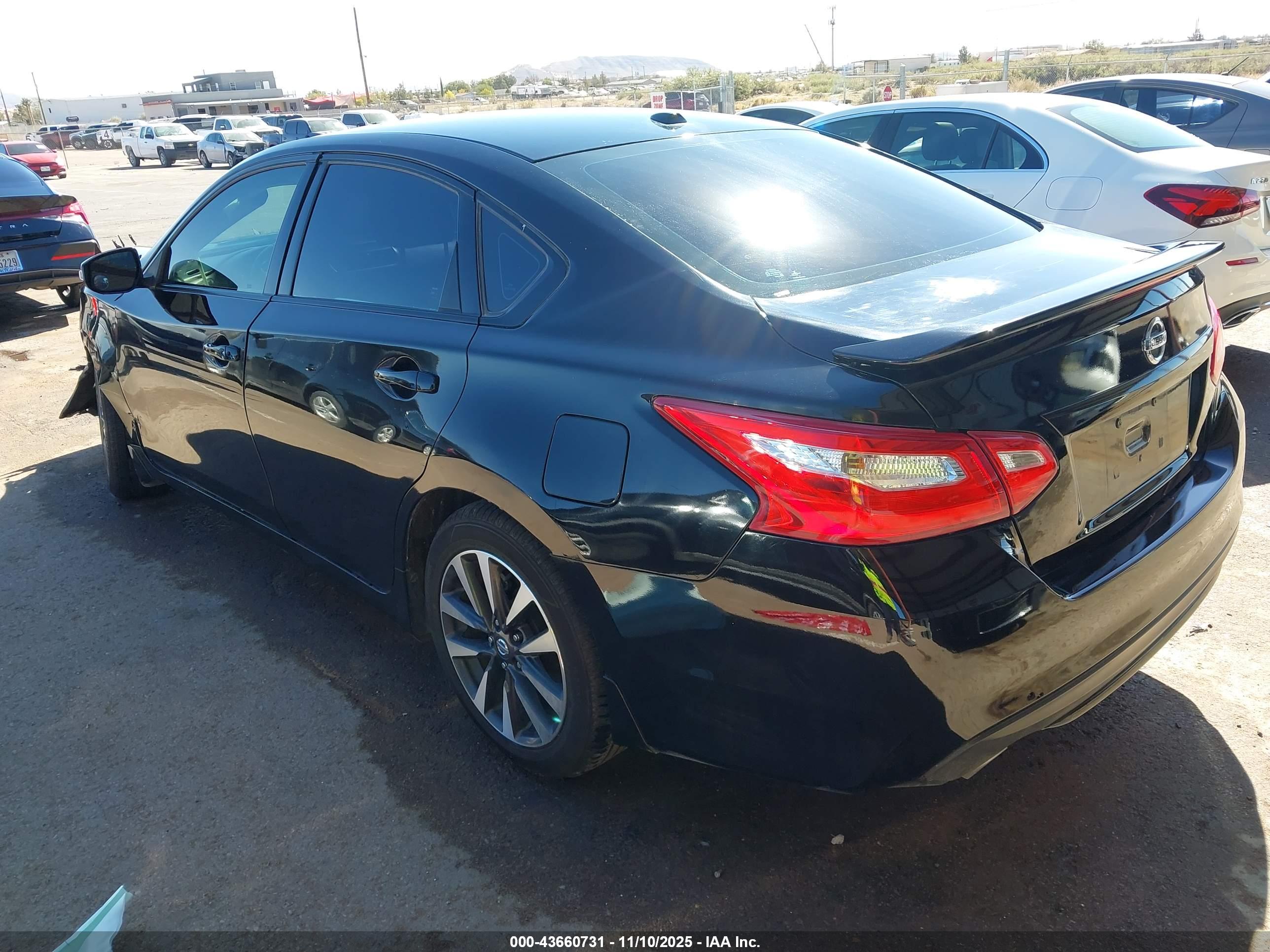 NISSAN ALTIMA image 3