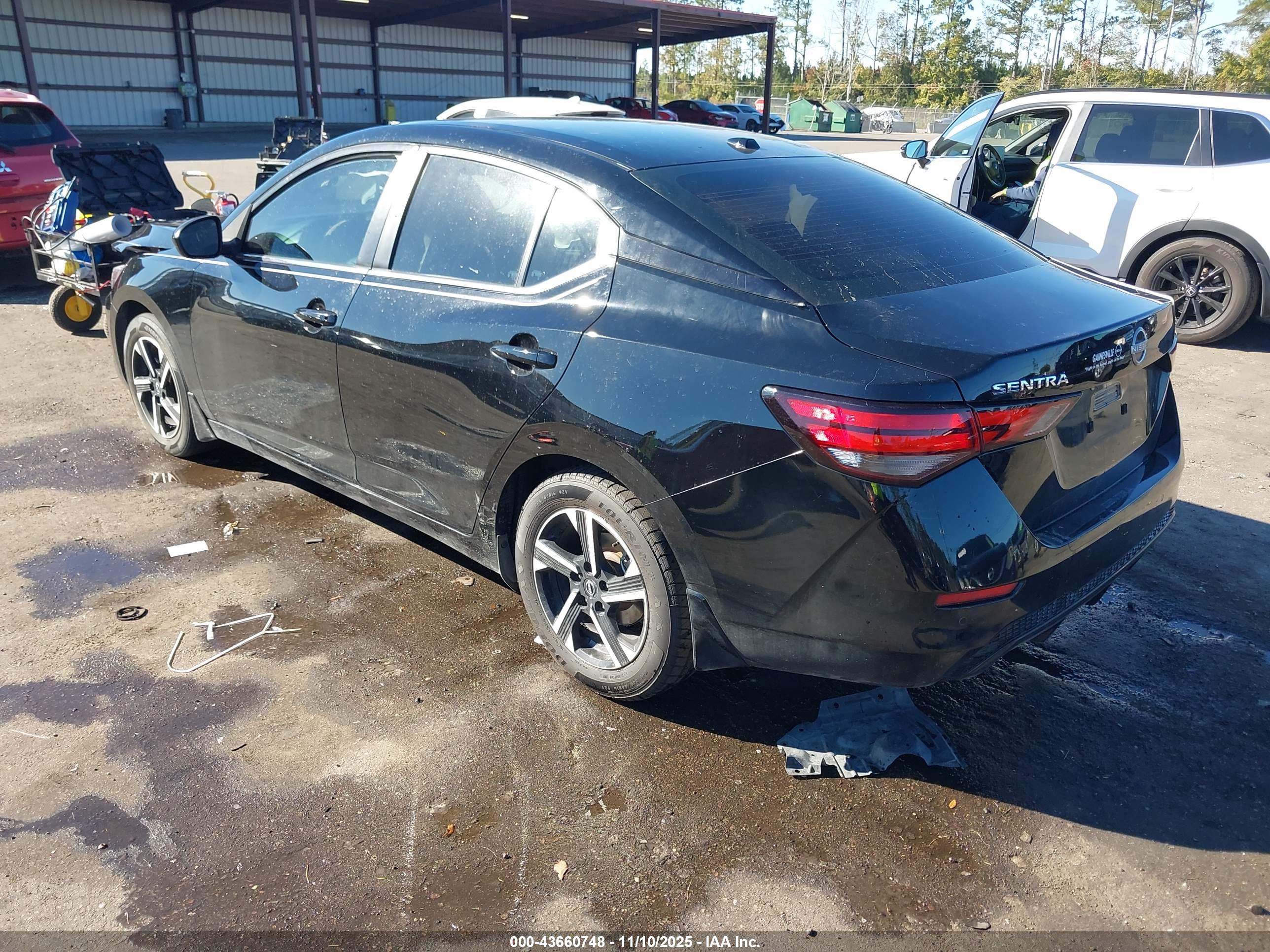 NISSAN SENTRA image 3