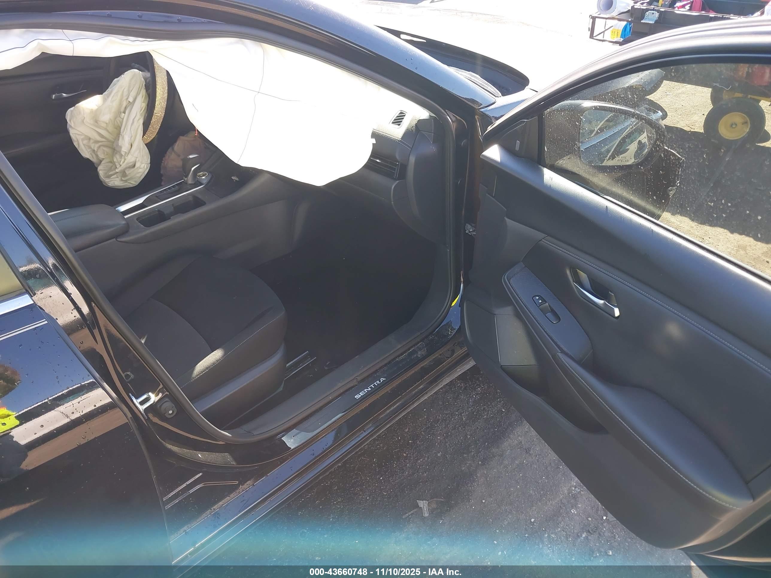 NISSAN SENTRA image 5
