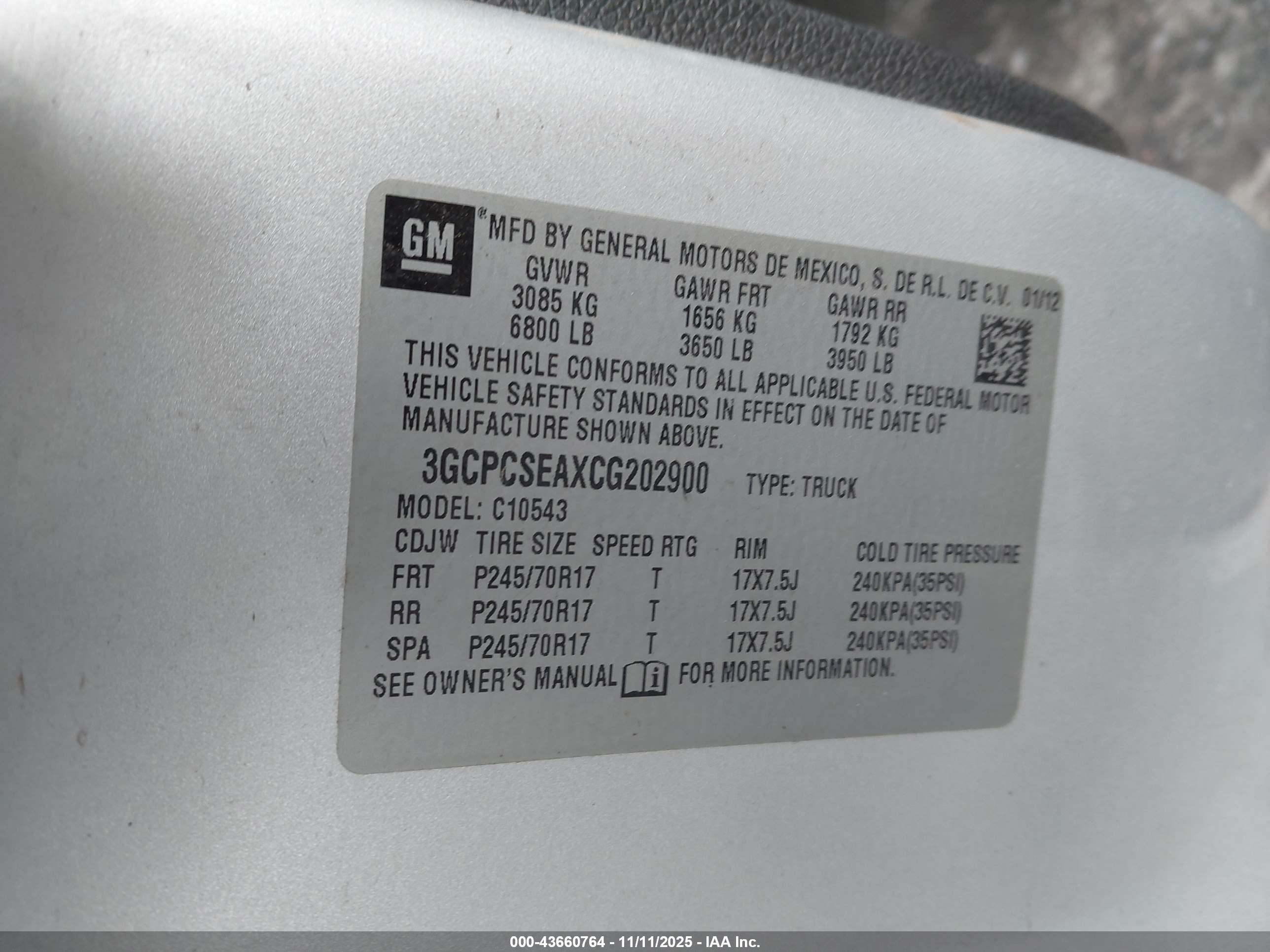 CHEVROLET SILVERADO image 9