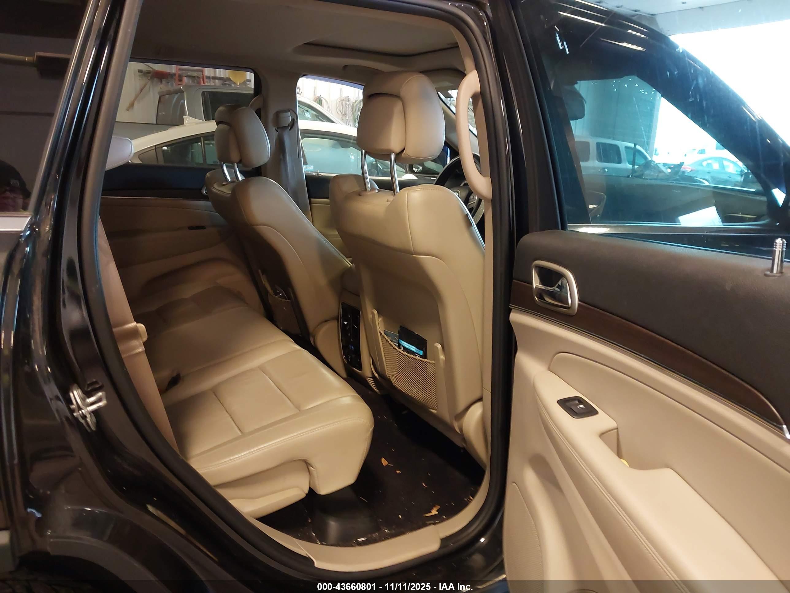 JEEP GRAND image 8
