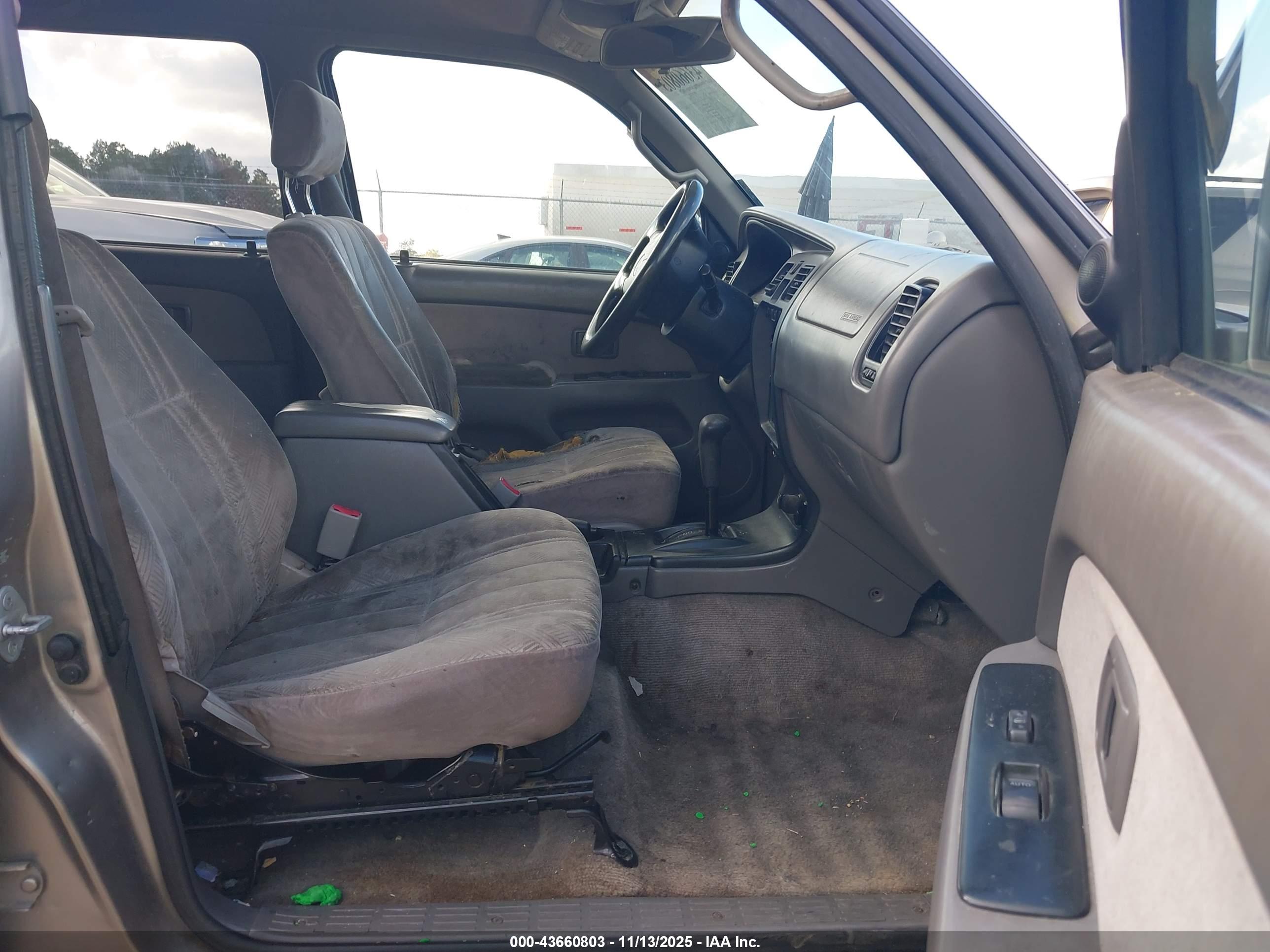 TOYOTA 4RUNNER image 5