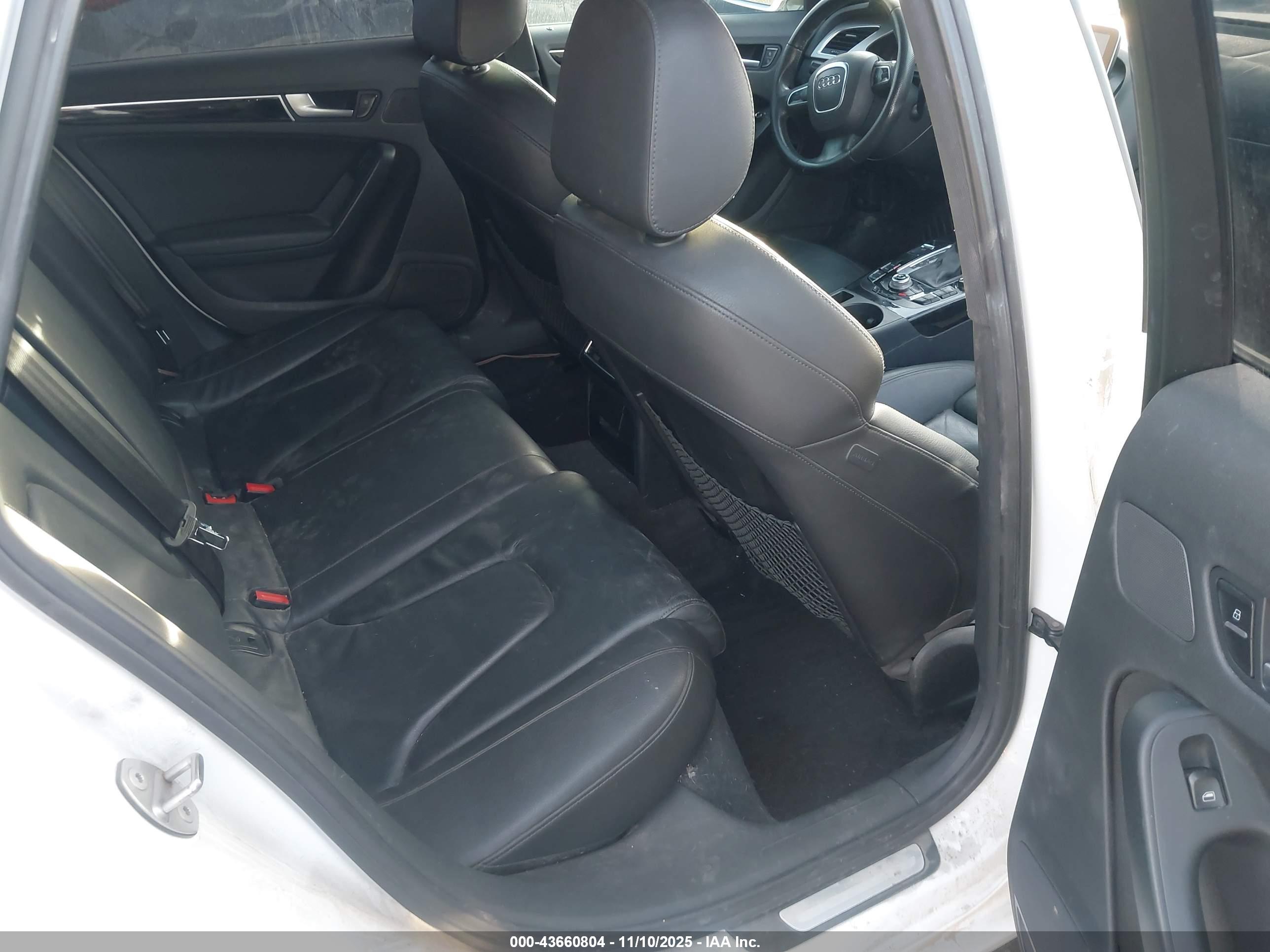 AUDI A4 image 8