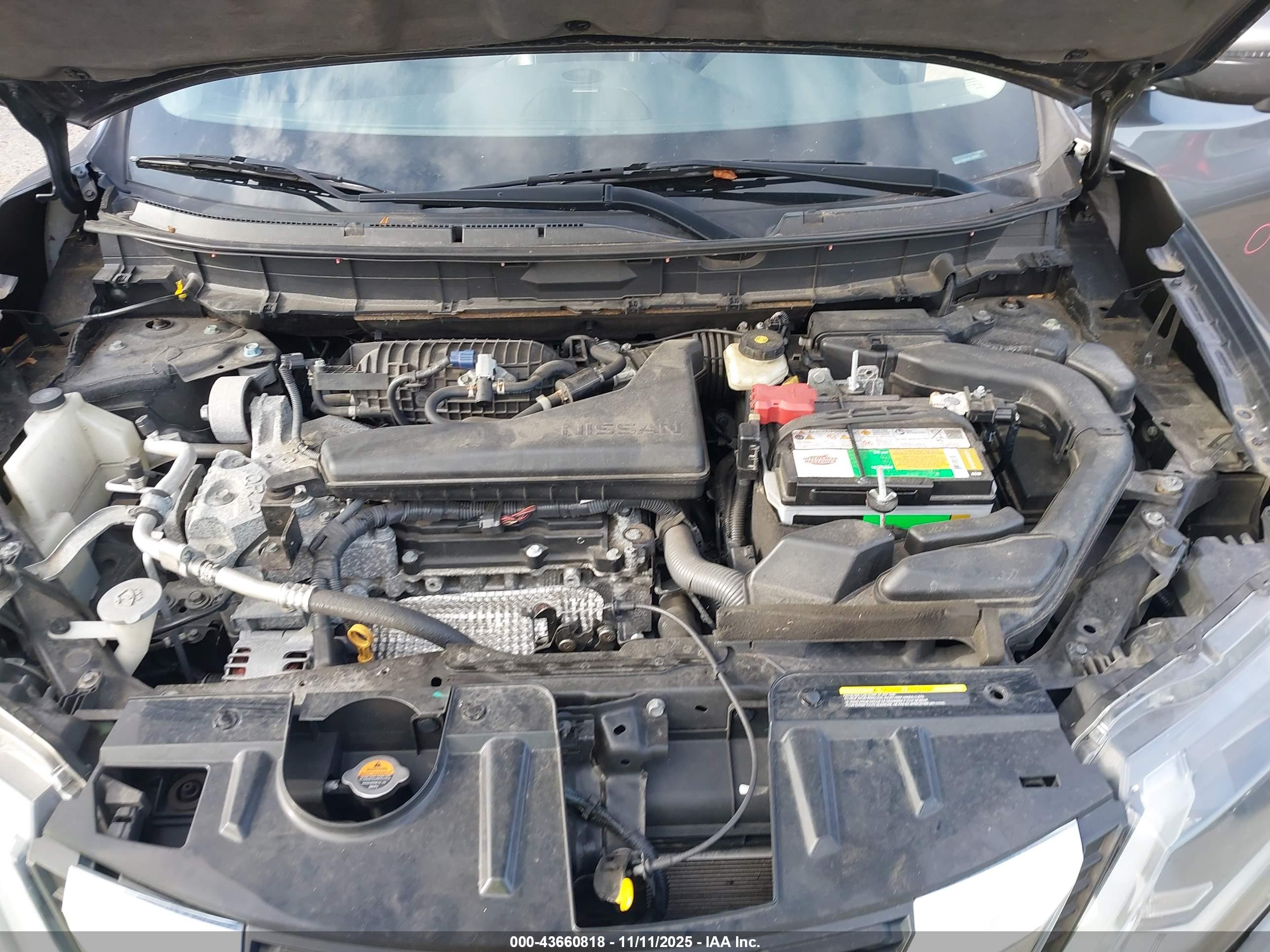 NISSAN ROGUE image 10