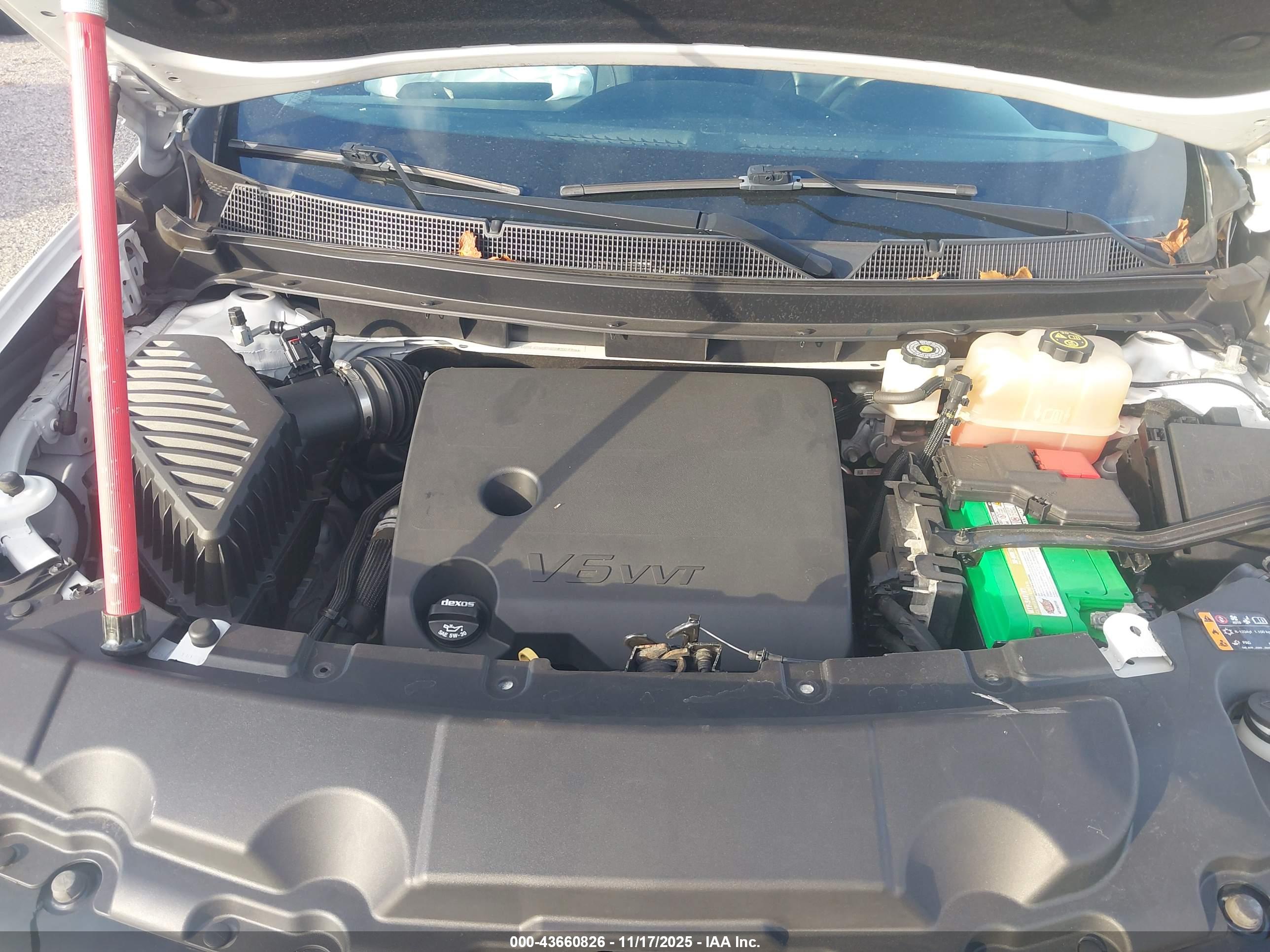 CHEVROLET TRAVERSE image 10
