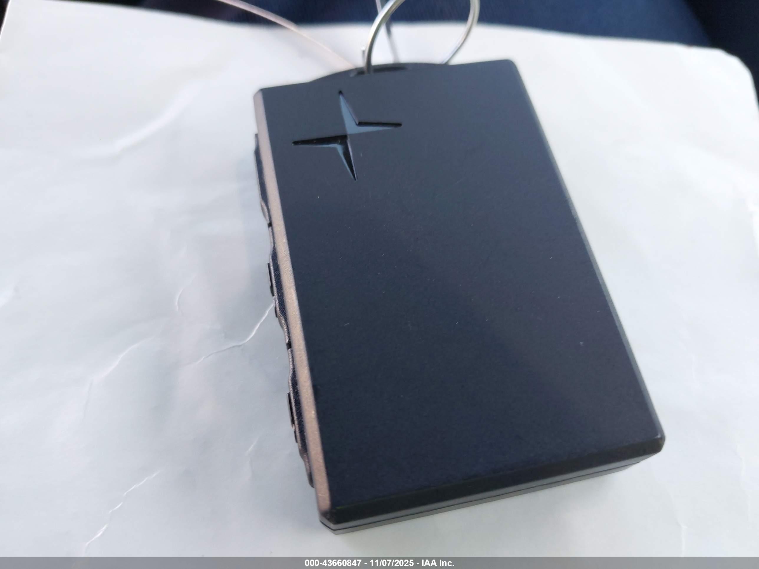 POLESTAR 2 image 11