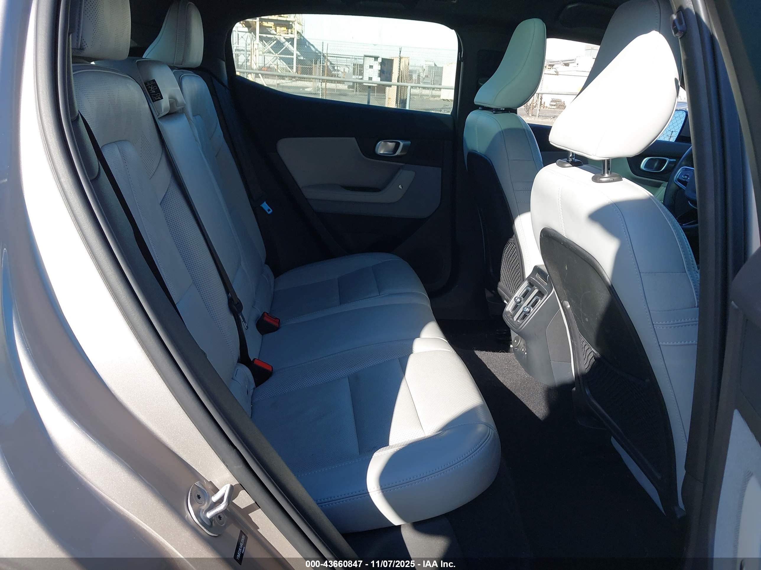 POLESTAR 2 image 8