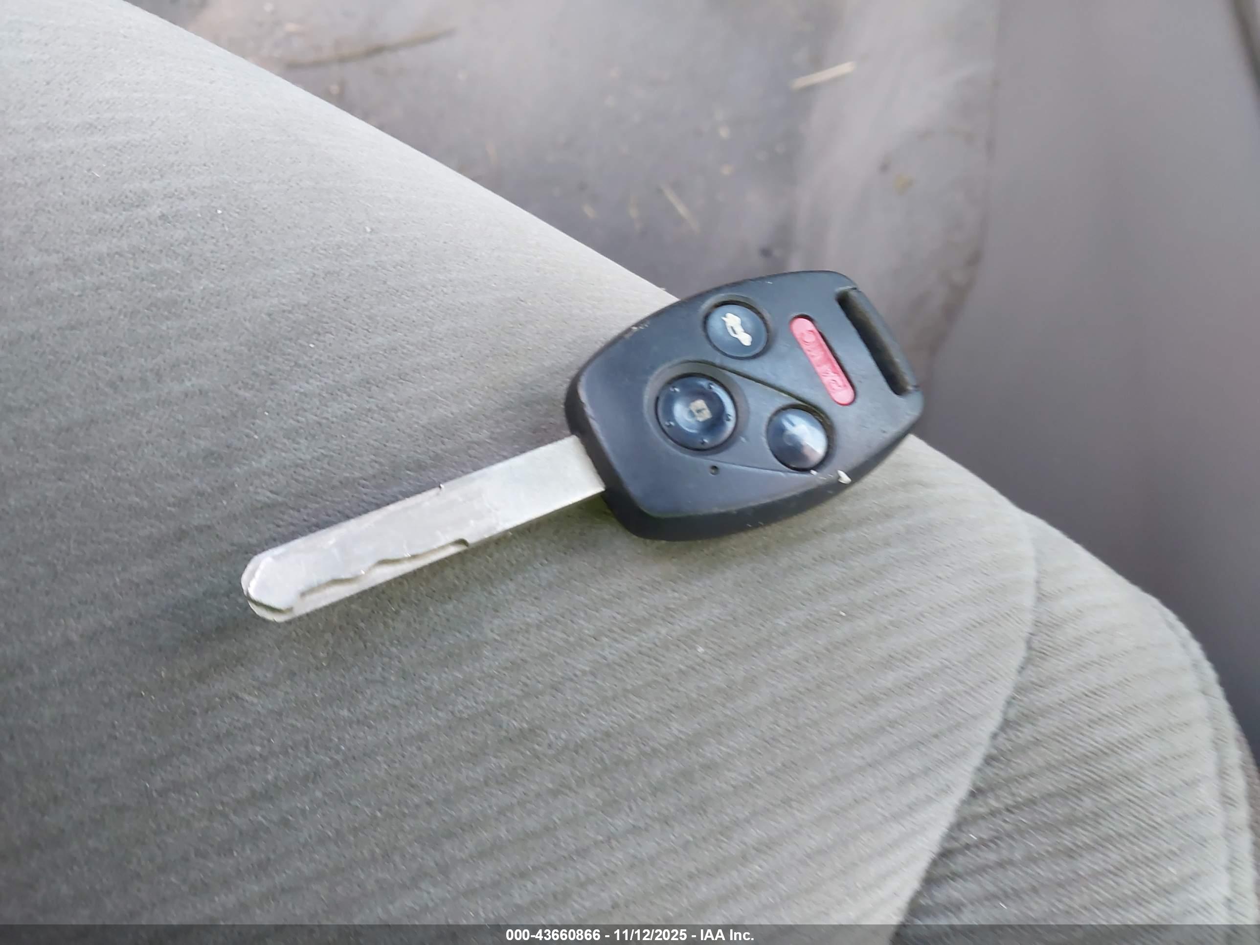 HONDA CIVIC image 11