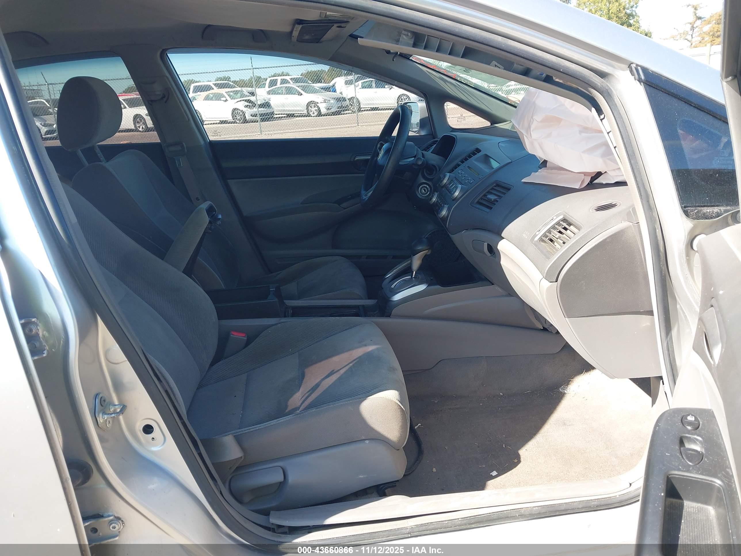 HONDA CIVIC image 5