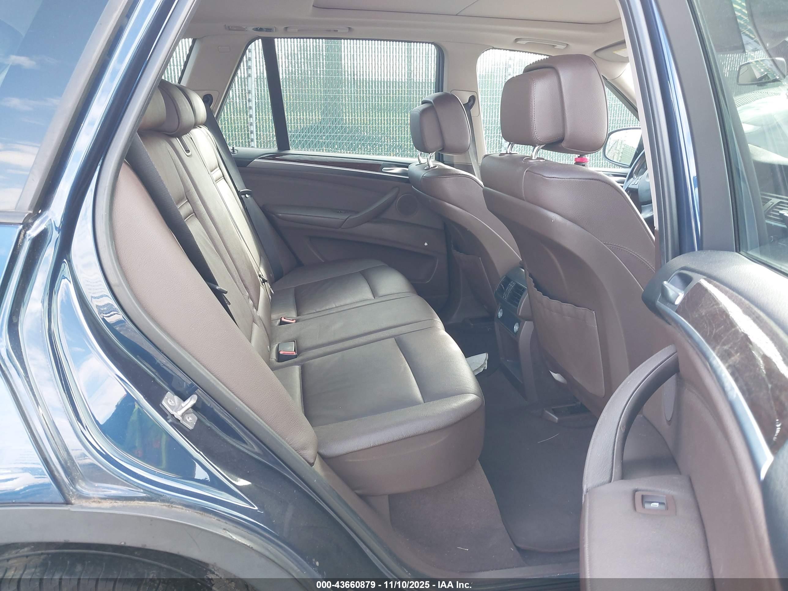 BMW X5 image 8